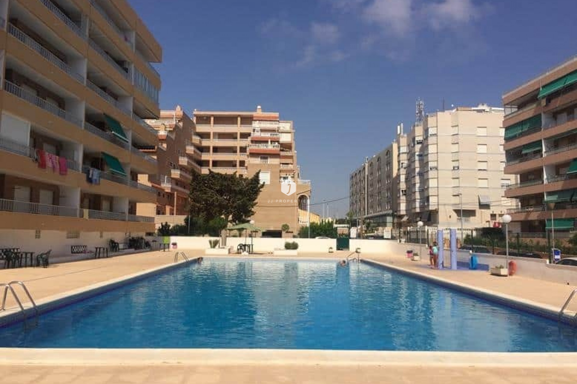 Aus zweiter Hand - Wohnung -
Punta Prima - Costa Blanca