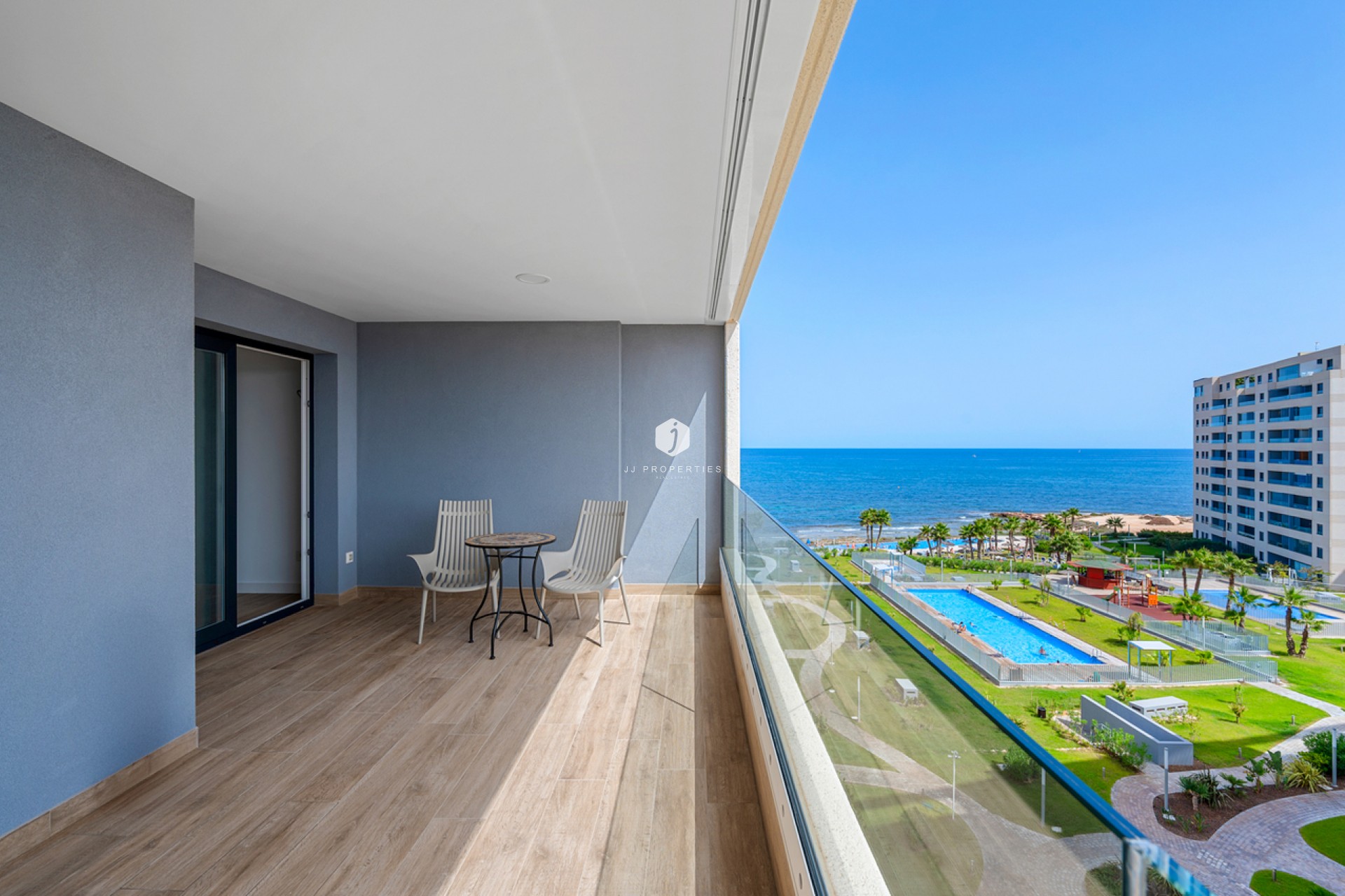 Aus zweiter Hand - Wohnung -
Punta Prima - Costa Blanca