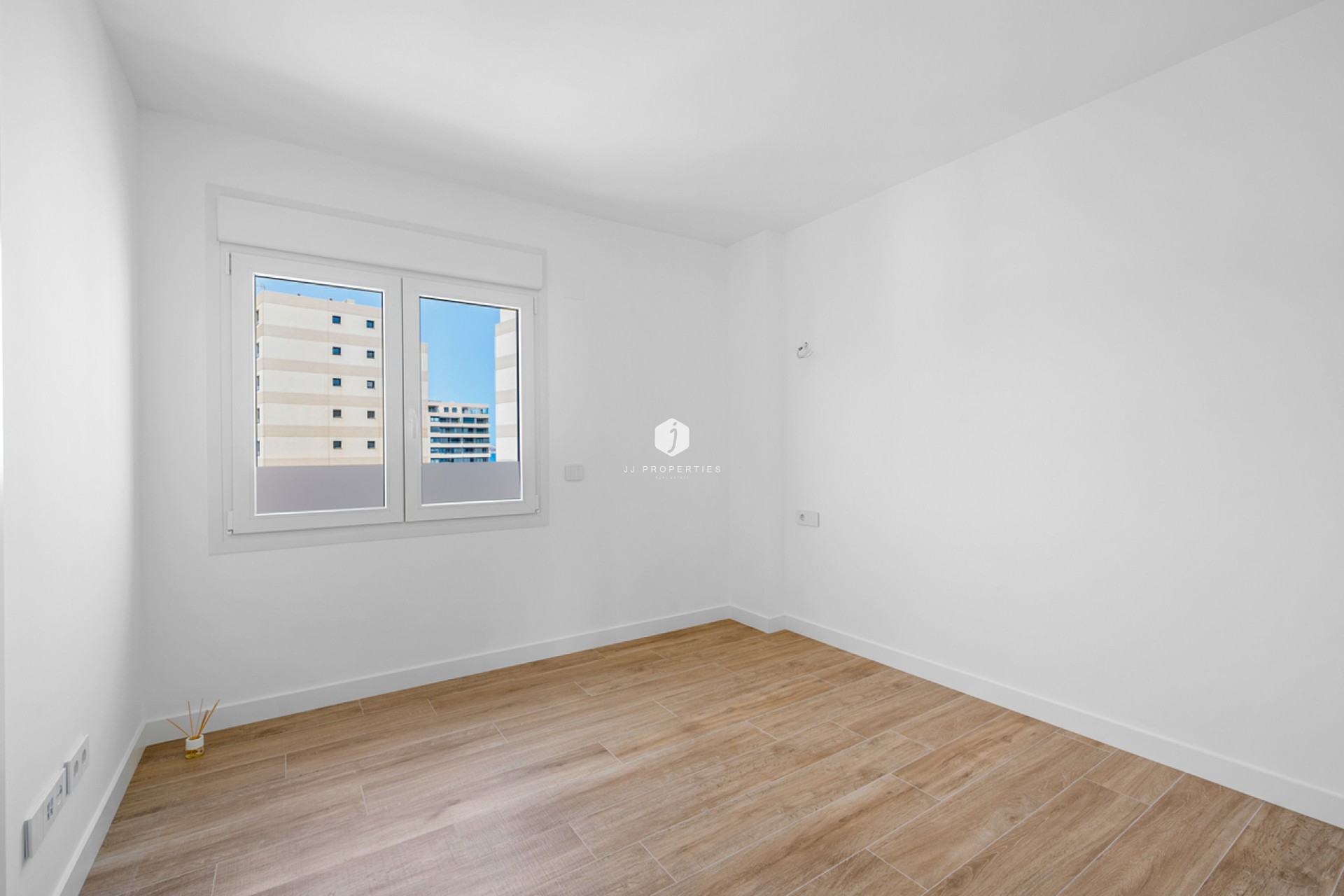 Aus zweiter Hand - Wohnung -
Punta Prima - Costa Blanca