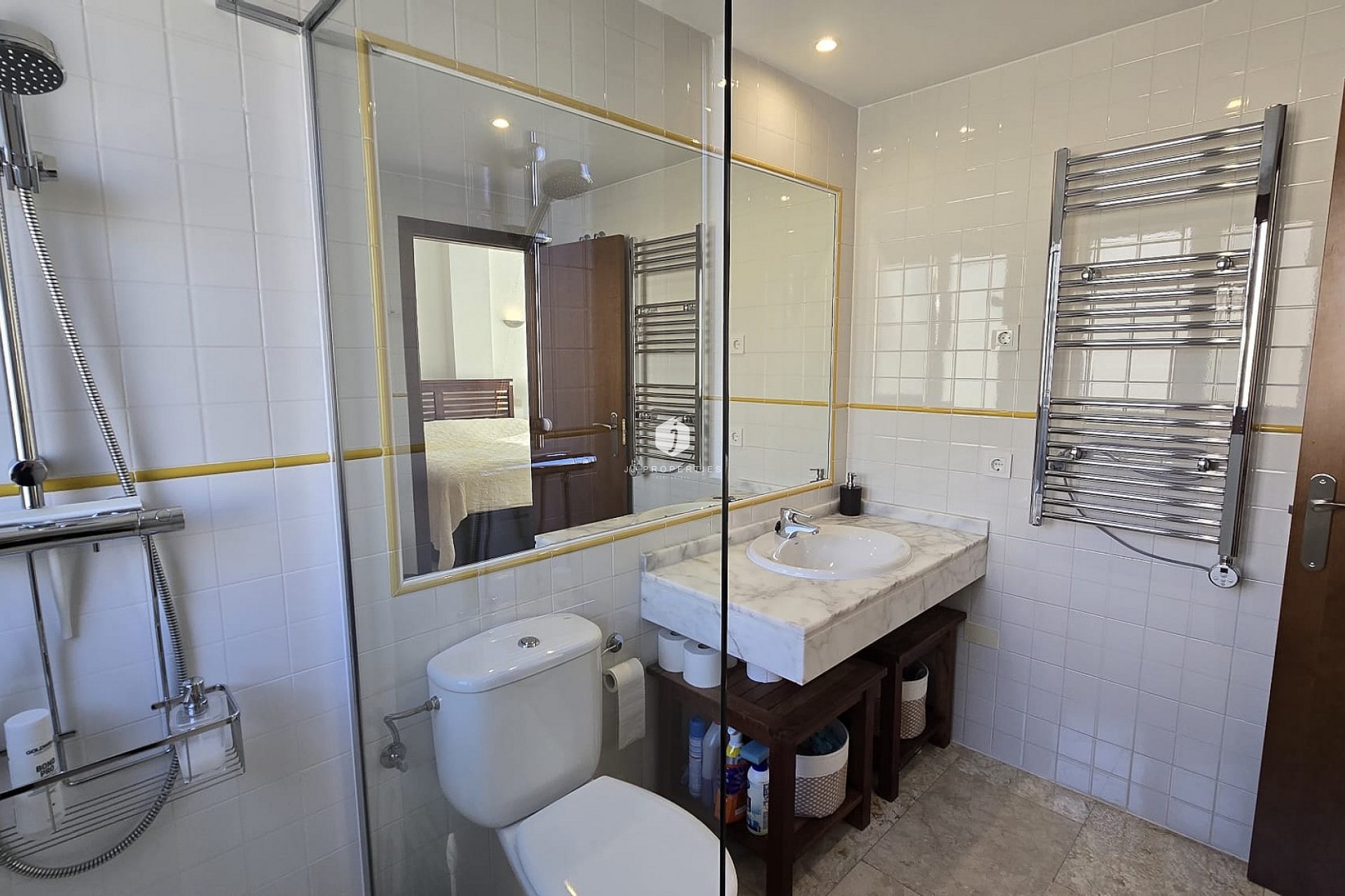 Aus zweiter Hand - Wohnung -
Punta Prima - Costa Blanca