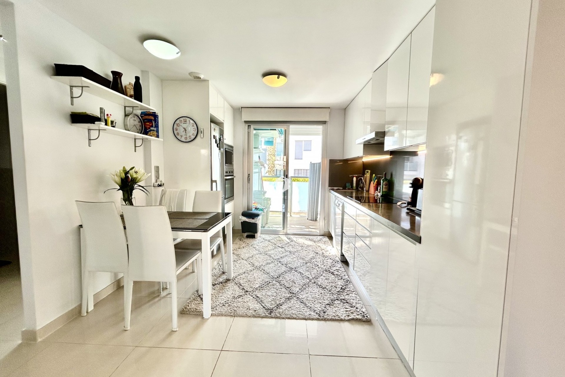 Aus zweiter Hand - Wohnung -
Punta Prima - Costa Blanca