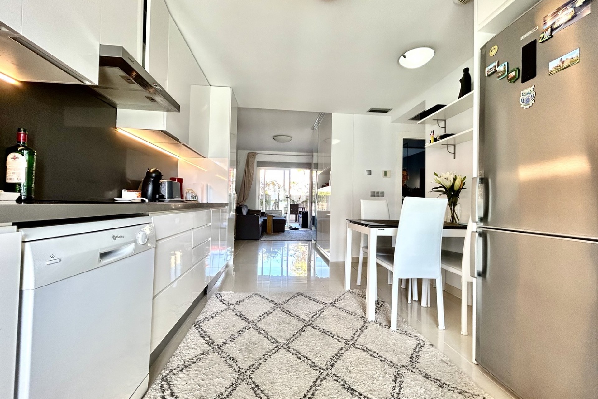 Aus zweiter Hand - Wohnung -
Punta Prima - Costa Blanca