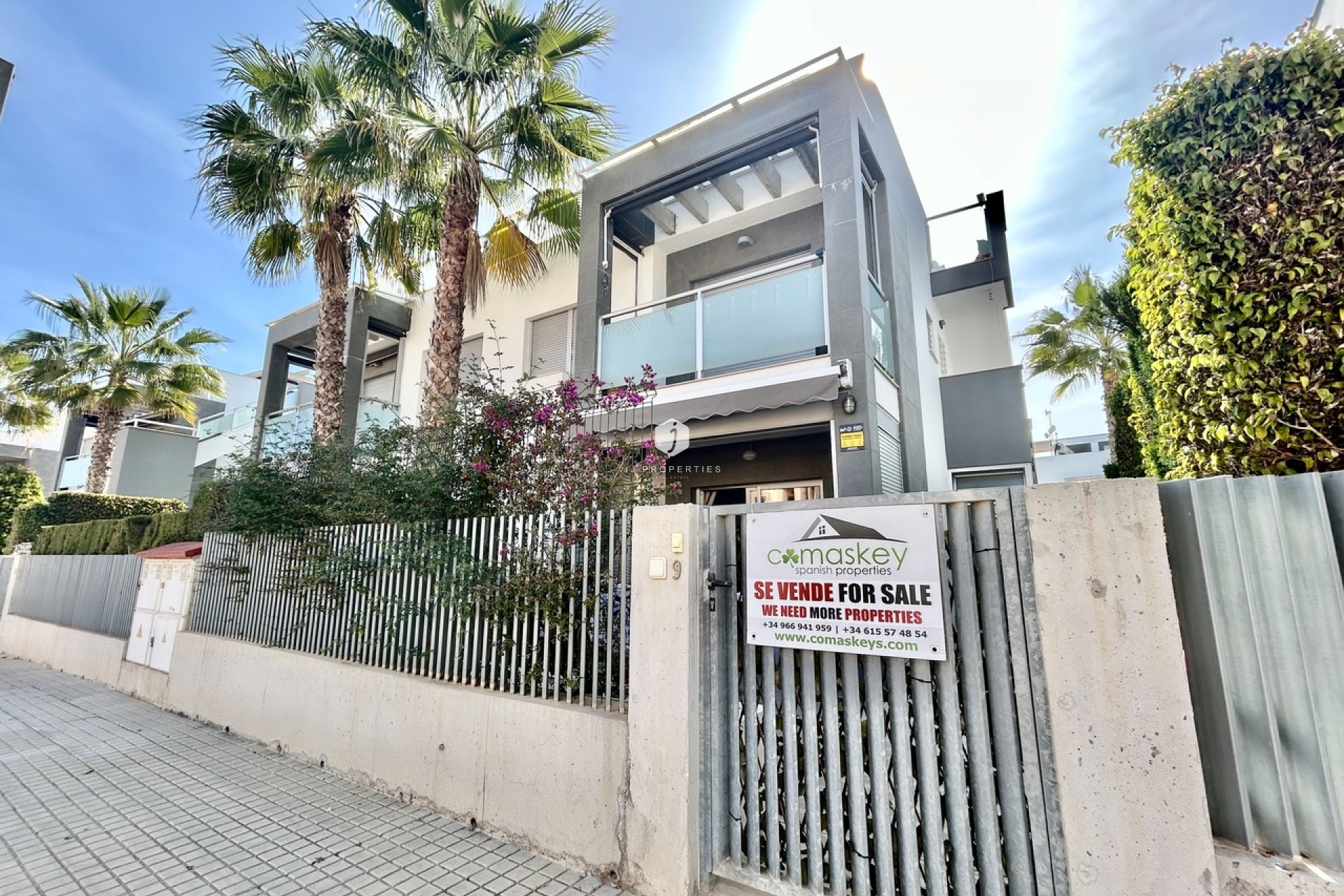 Aus zweiter Hand - Wohnung -
Punta Prima - Costa Blanca