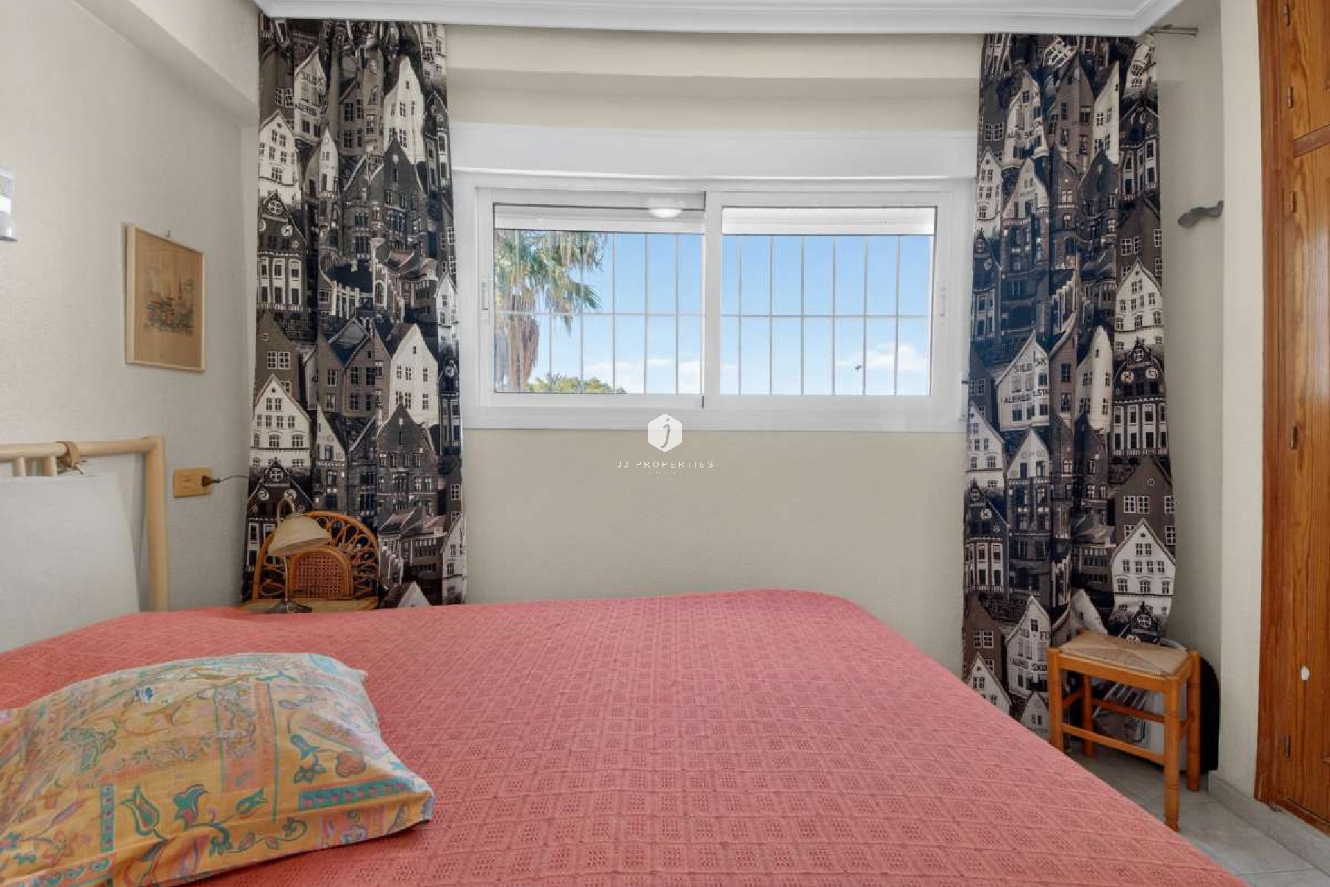 Aus zweiter Hand - Wohnung -
Punta Prima - Costa Blanca