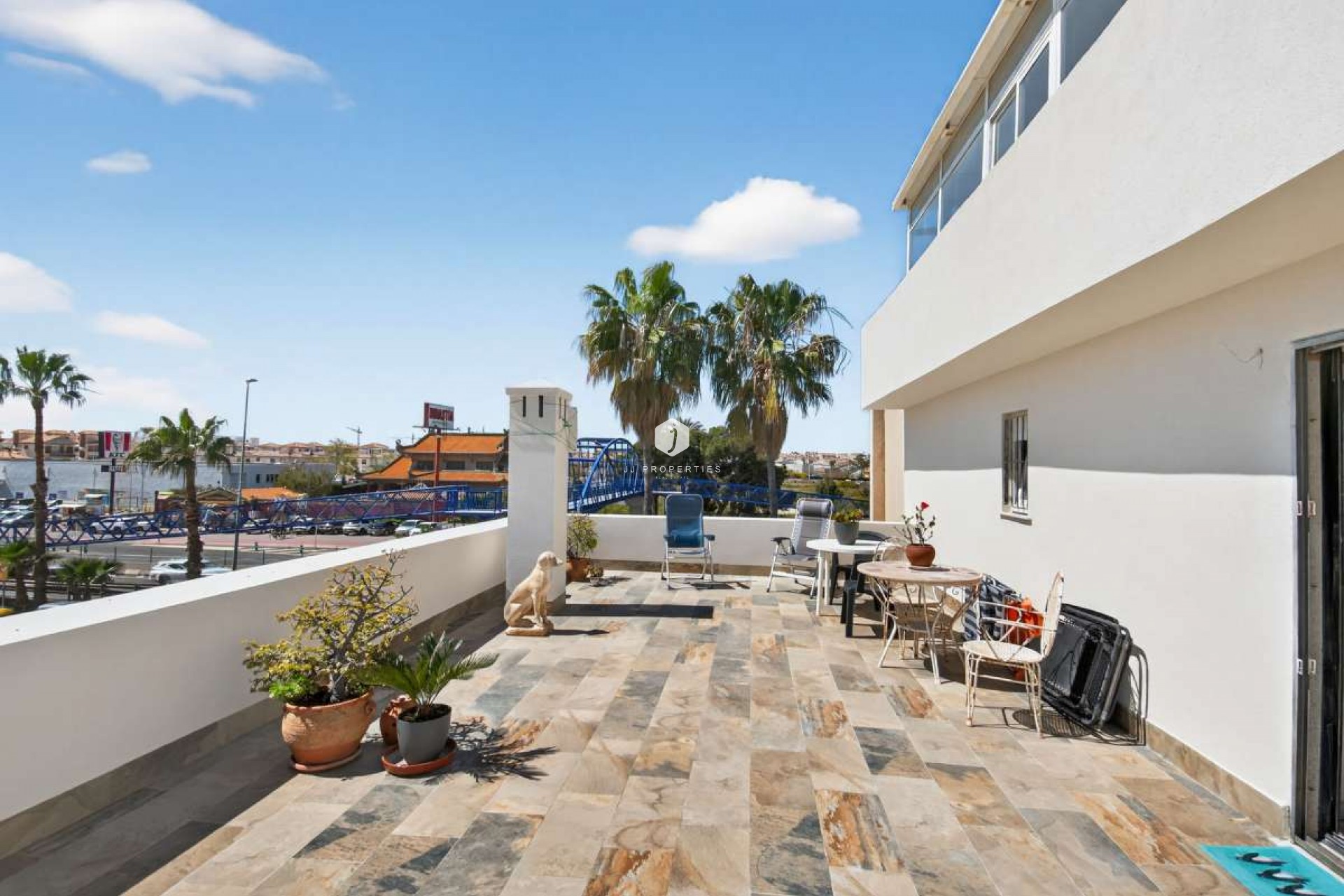 Aus zweiter Hand - Wohnung -
Punta Prima - Costa Blanca