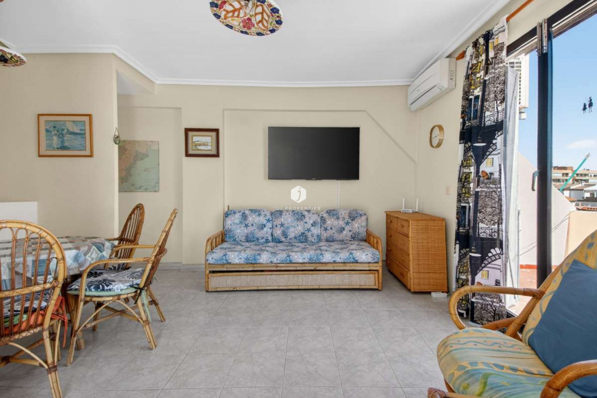 Aus zweiter Hand - Wohnung -
Punta Prima - Costa Blanca
