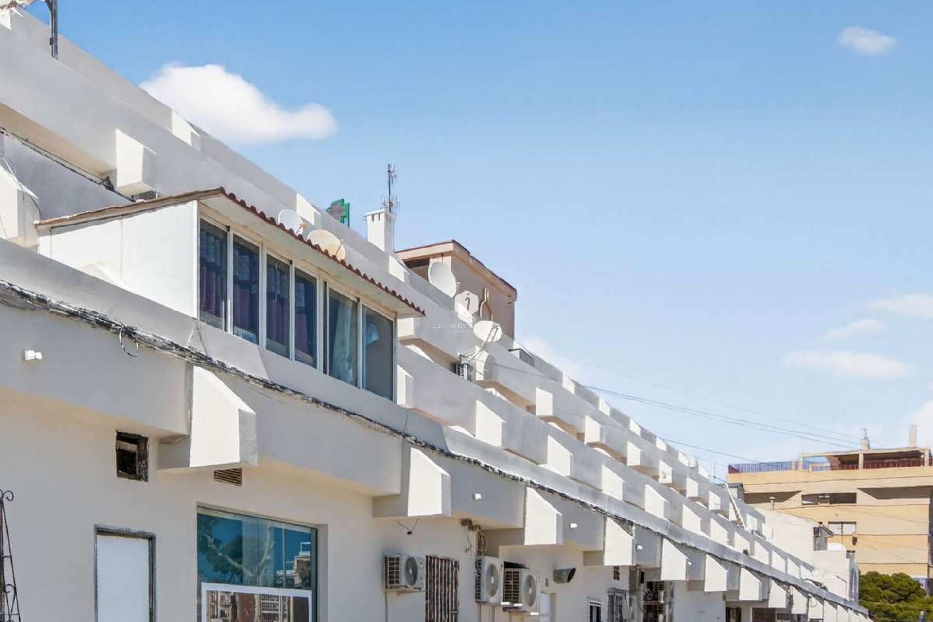 Aus zweiter Hand - Wohnung -
Punta Prima - Costa Blanca