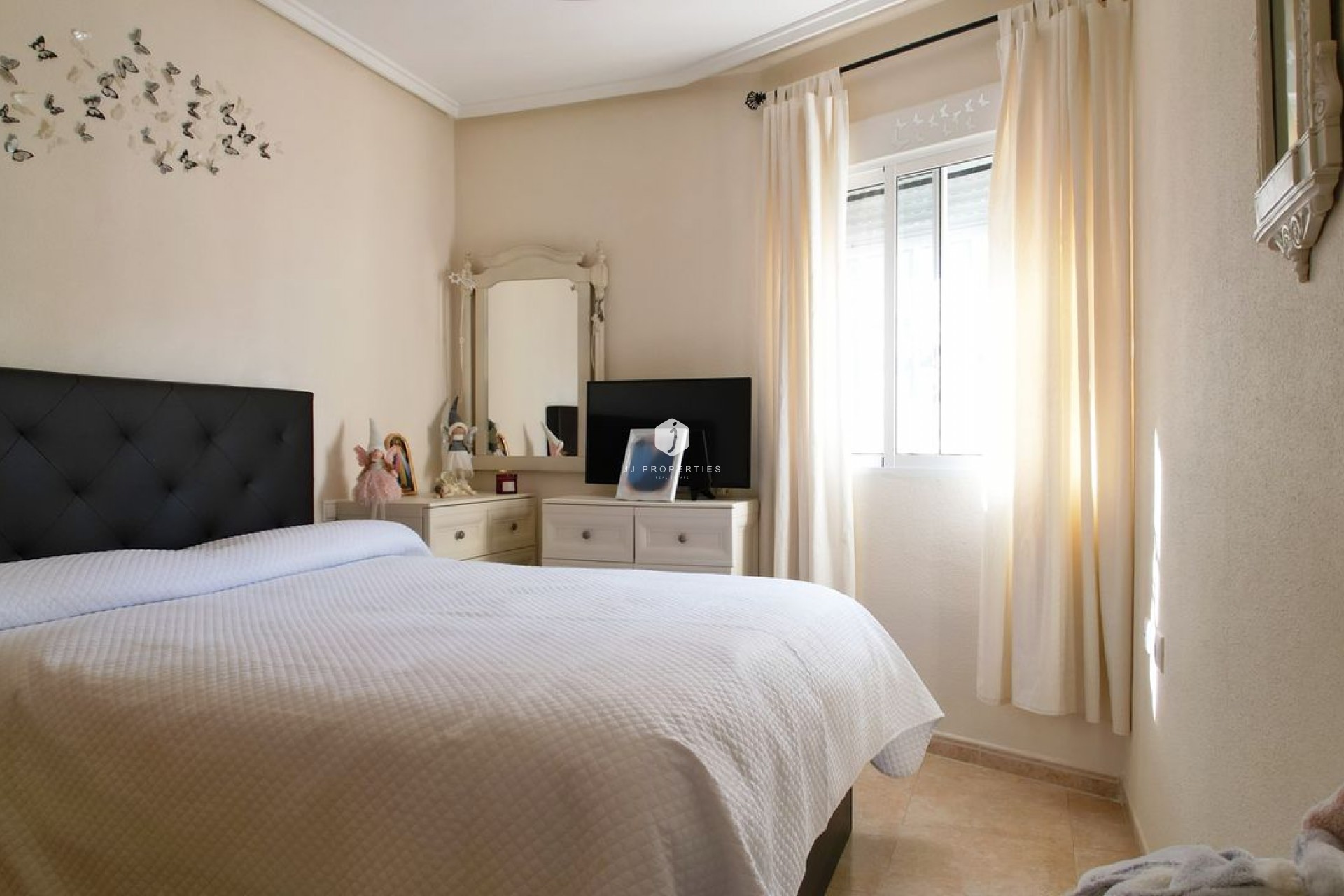 Aus zweiter Hand - Wohnung -
Rojales - Inland