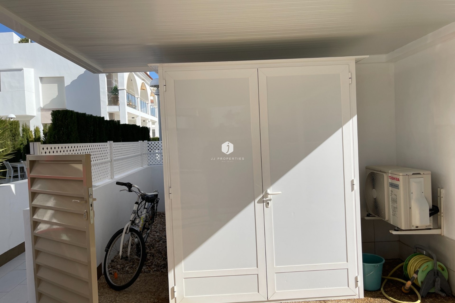 Aus zweiter Hand - Wohnung -
Rojales - Inland