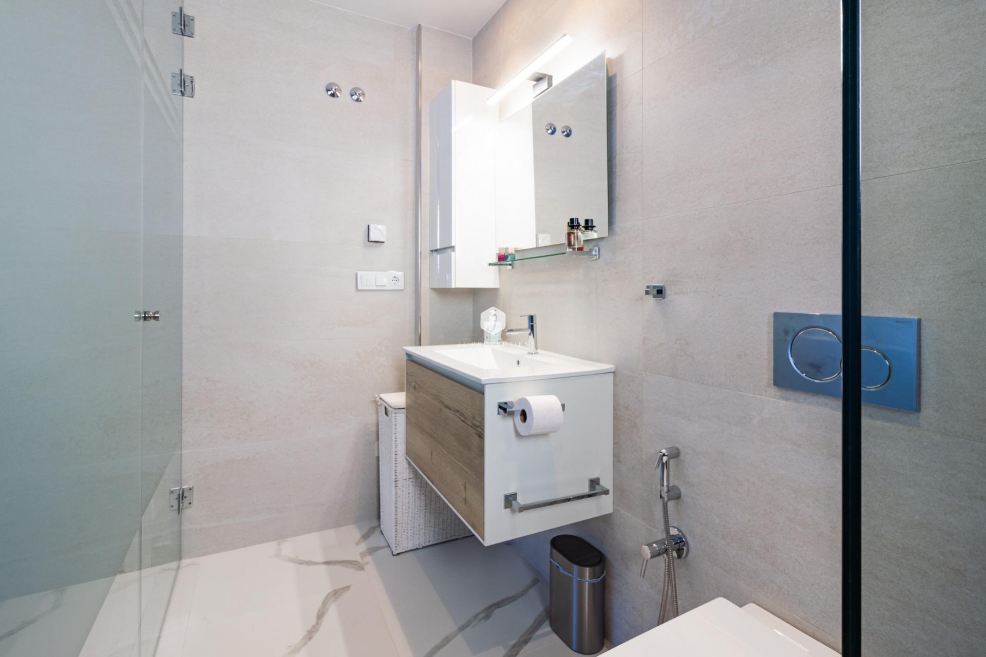 Aus zweiter Hand - Wohnung -
San Miguel de Salinas - Bellavista