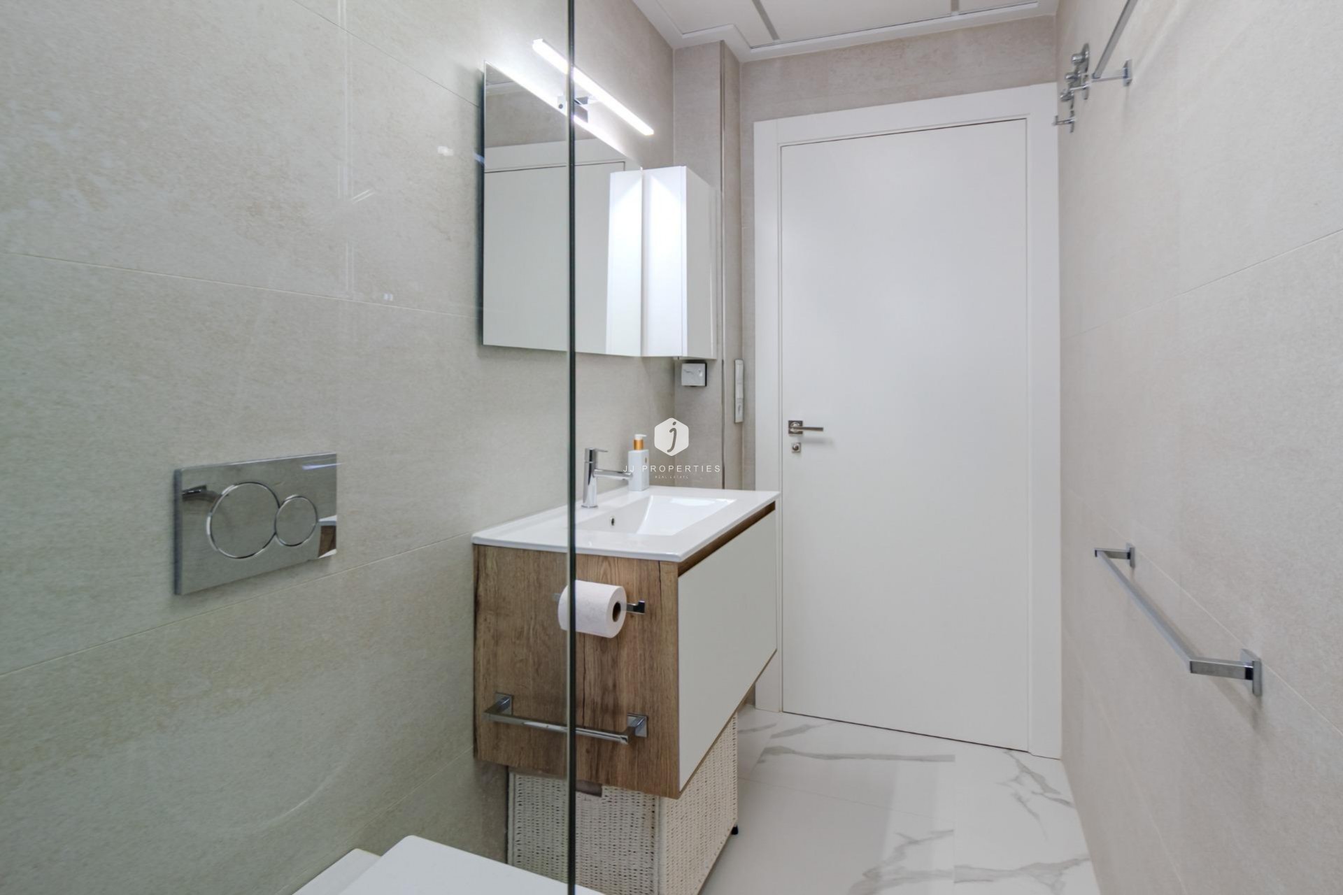 Aus zweiter Hand - Wohnung -
San Miguel de Salinas - Bellavista