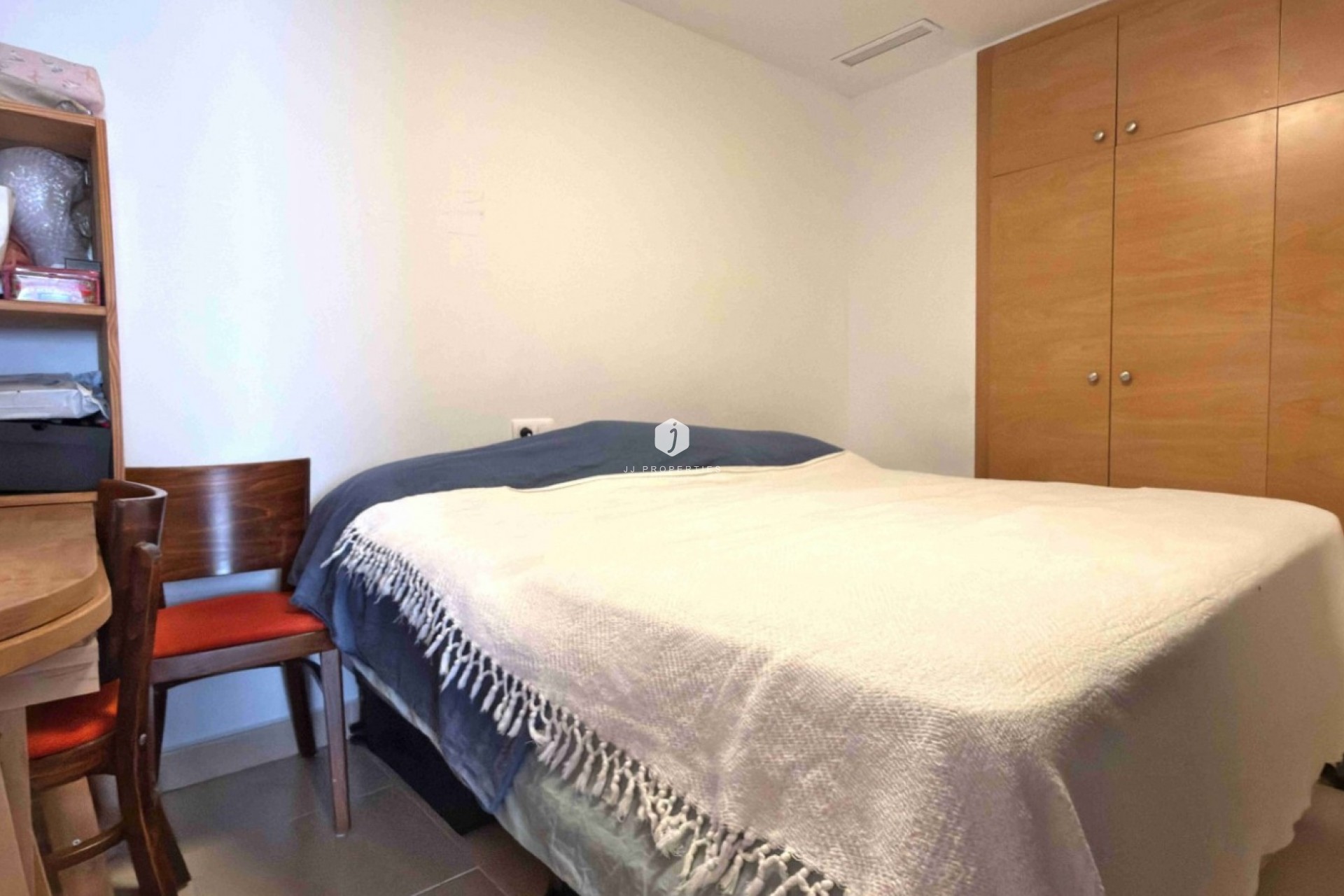 Aus zweiter Hand - Wohnung -
San Miguel de Salinas - Inland