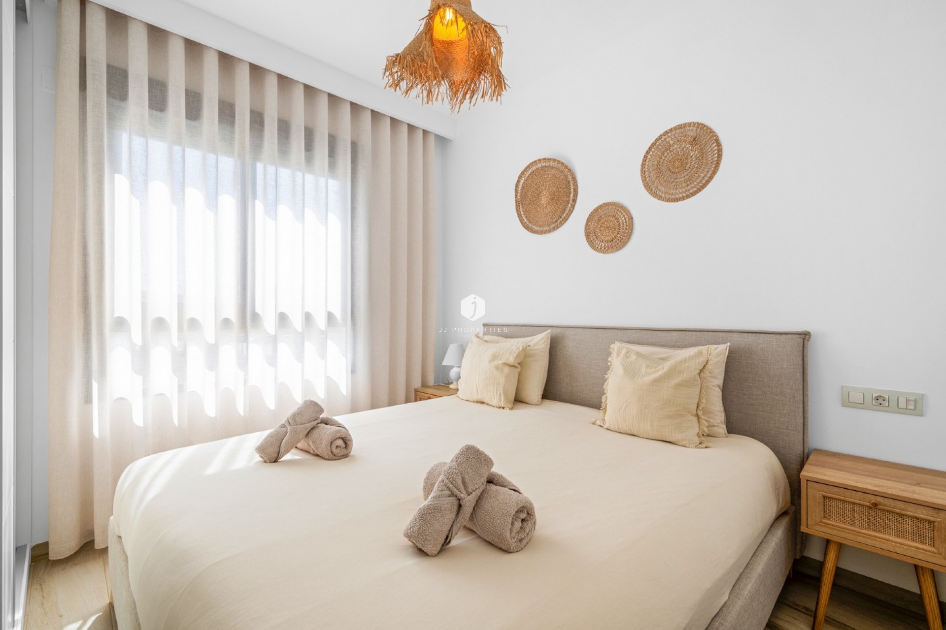 Aus zweiter Hand - Wohnung -
San Miguel de Salinas - Inland