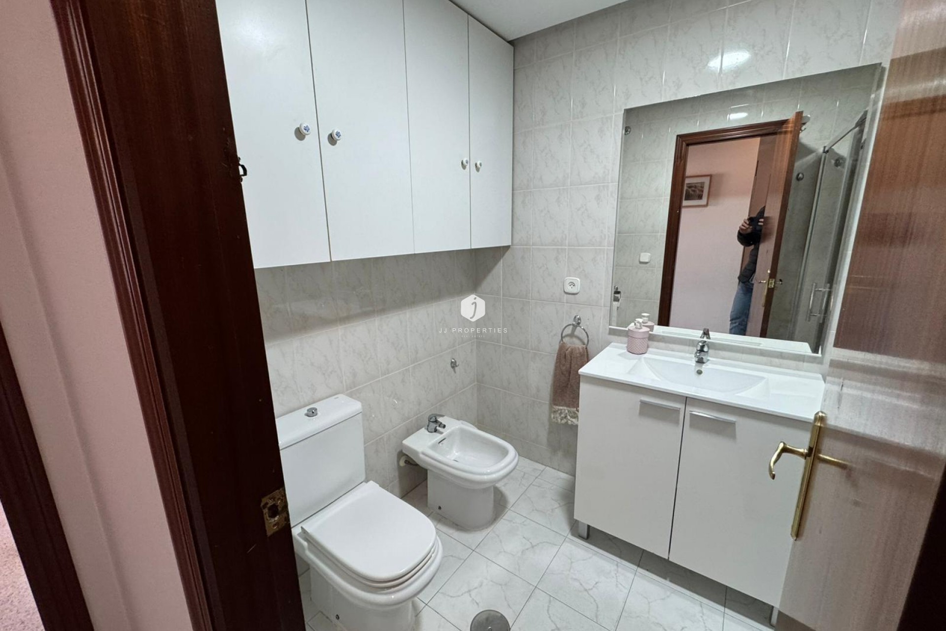 Aus zweiter Hand - Wohnung -
San Miguel de Salinas - Inland