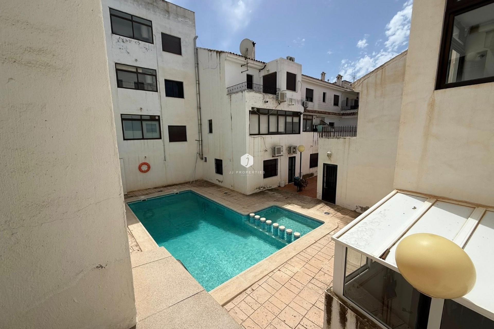 Aus zweiter Hand - Wohnung -
San Miguel de Salinas - Inland