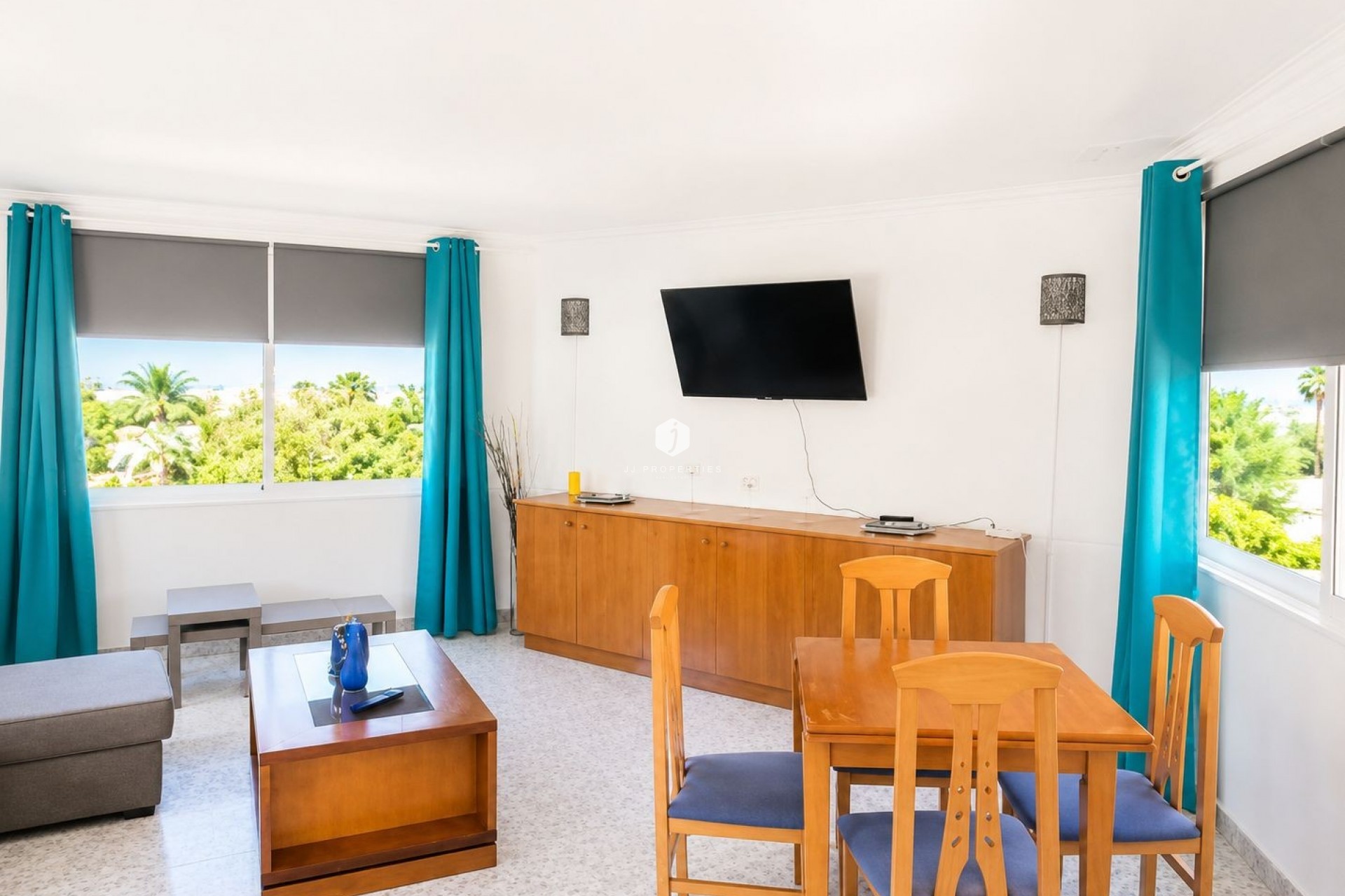 Aus zweiter Hand - Wohnung -
San Miguel de Salinas - Inland
