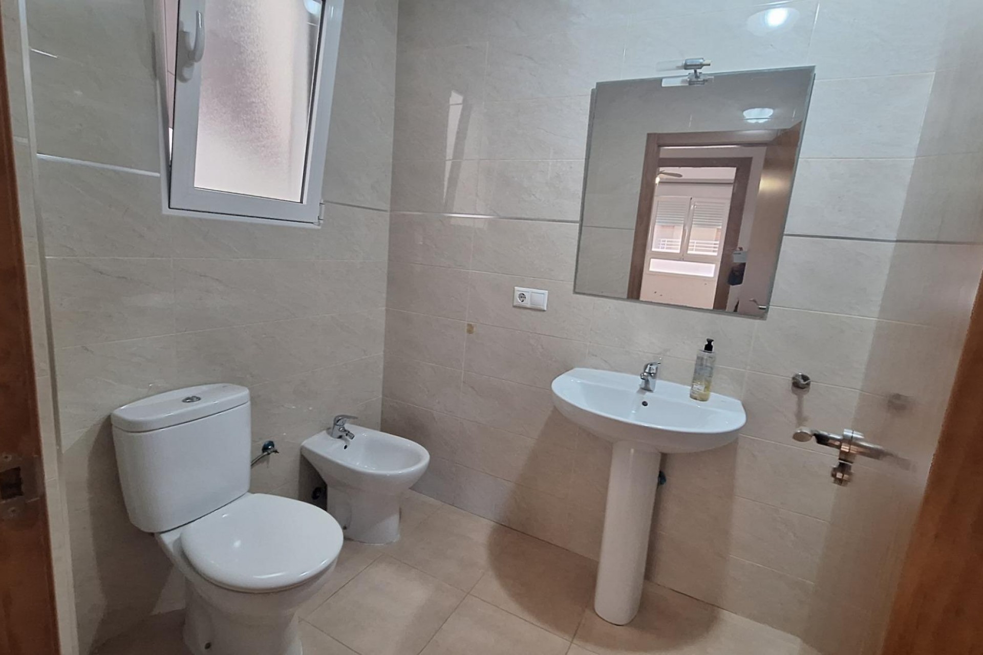 Aus zweiter Hand - Wohnung -
Torrevieja - Acequion