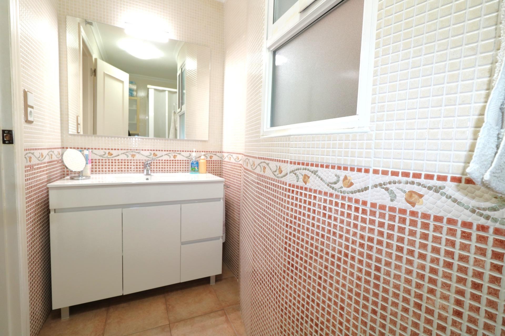 Aus zweiter Hand - Wohnung -
Torrevieja - Acequion