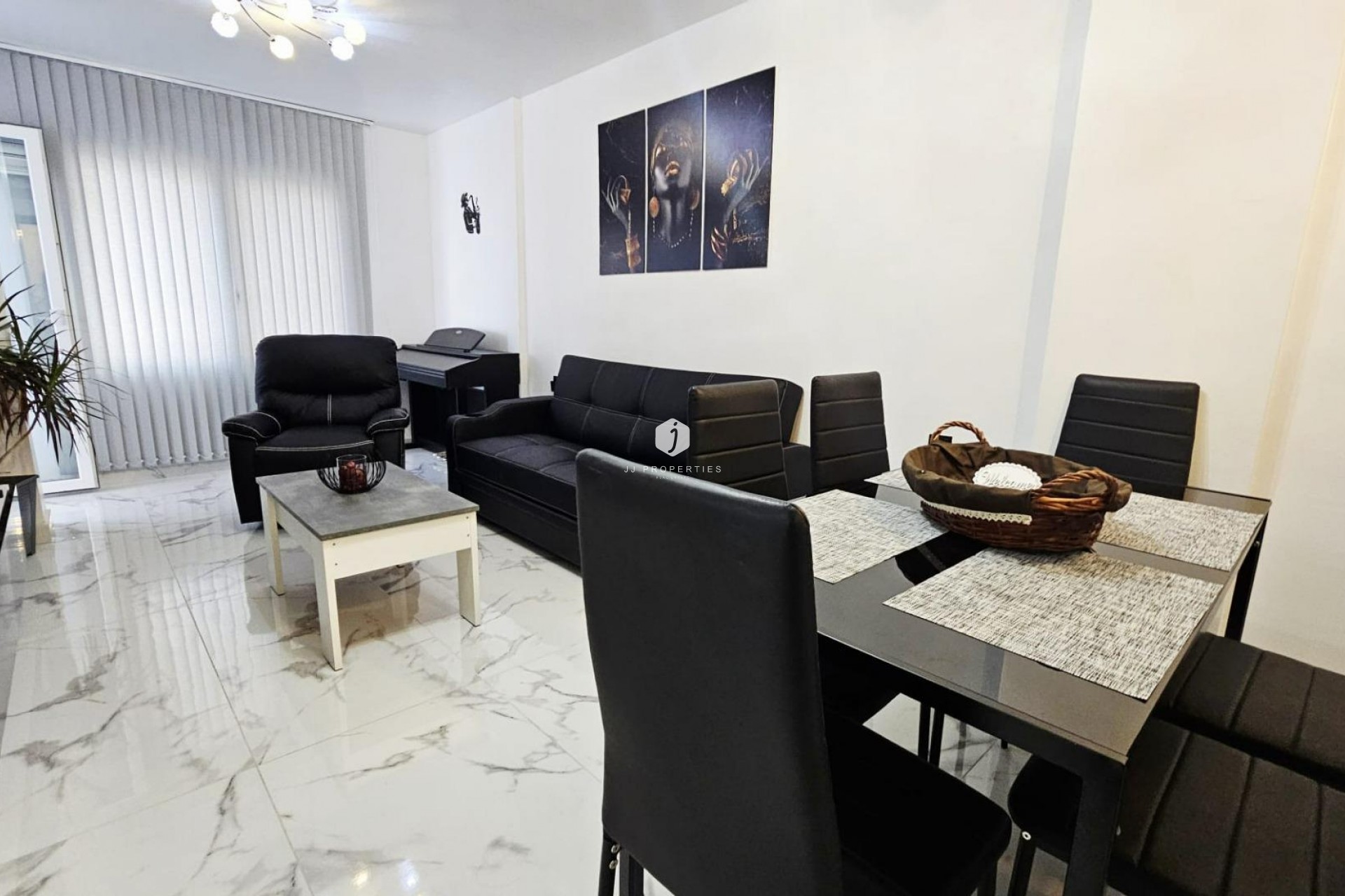 Aus zweiter Hand - Wohnung -
Torrevieja - Acequion