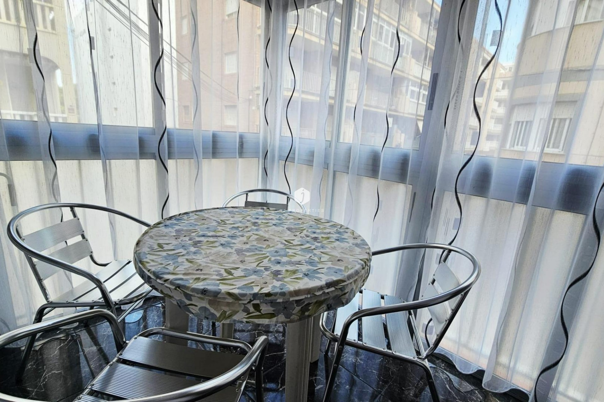 Aus zweiter Hand - Wohnung -
Torrevieja - Acequion