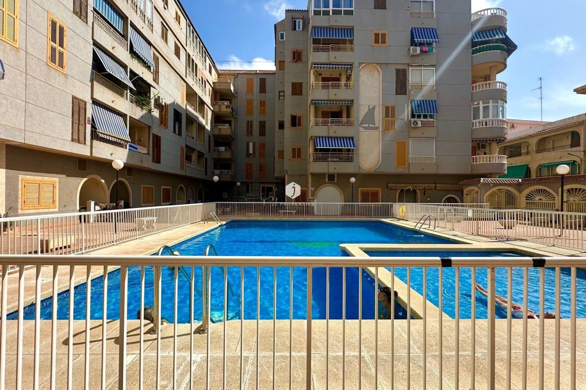 Aus zweiter Hand - Wohnung -
Torrevieja - Acequion