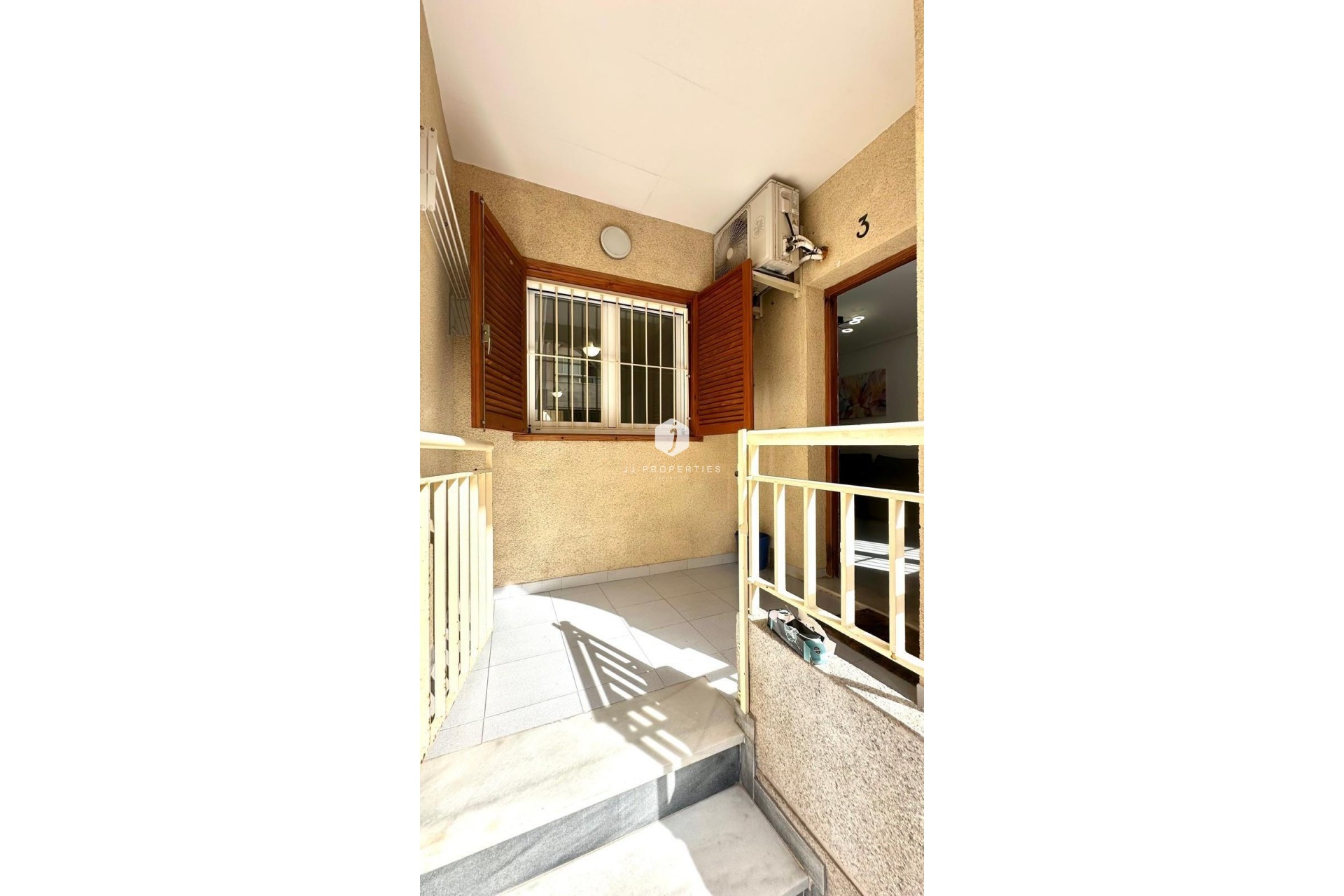 Aus zweiter Hand - Wohnung -
Torrevieja - Acequion