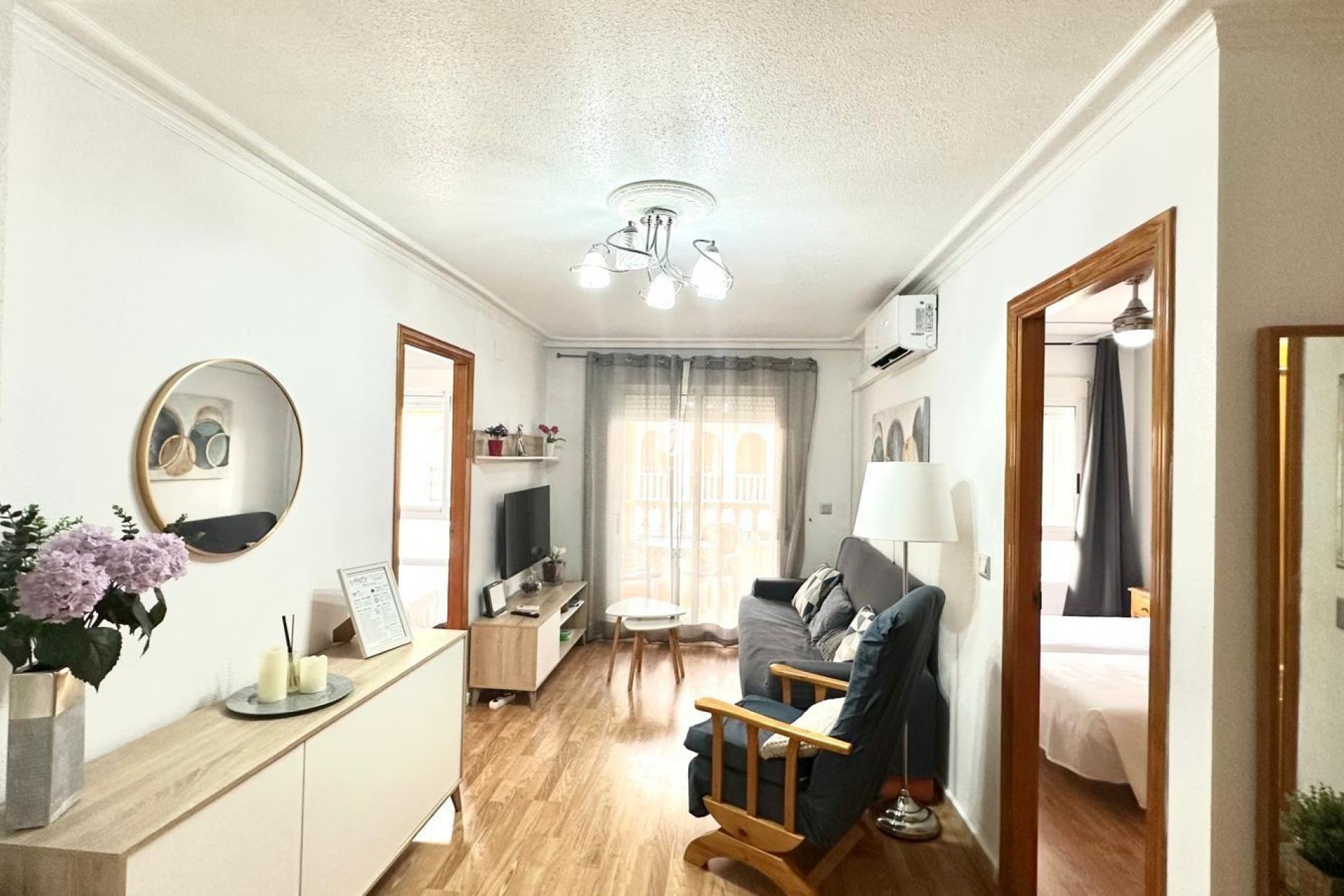 Aus zweiter Hand - Wohnung -
Torrevieja - Acequion