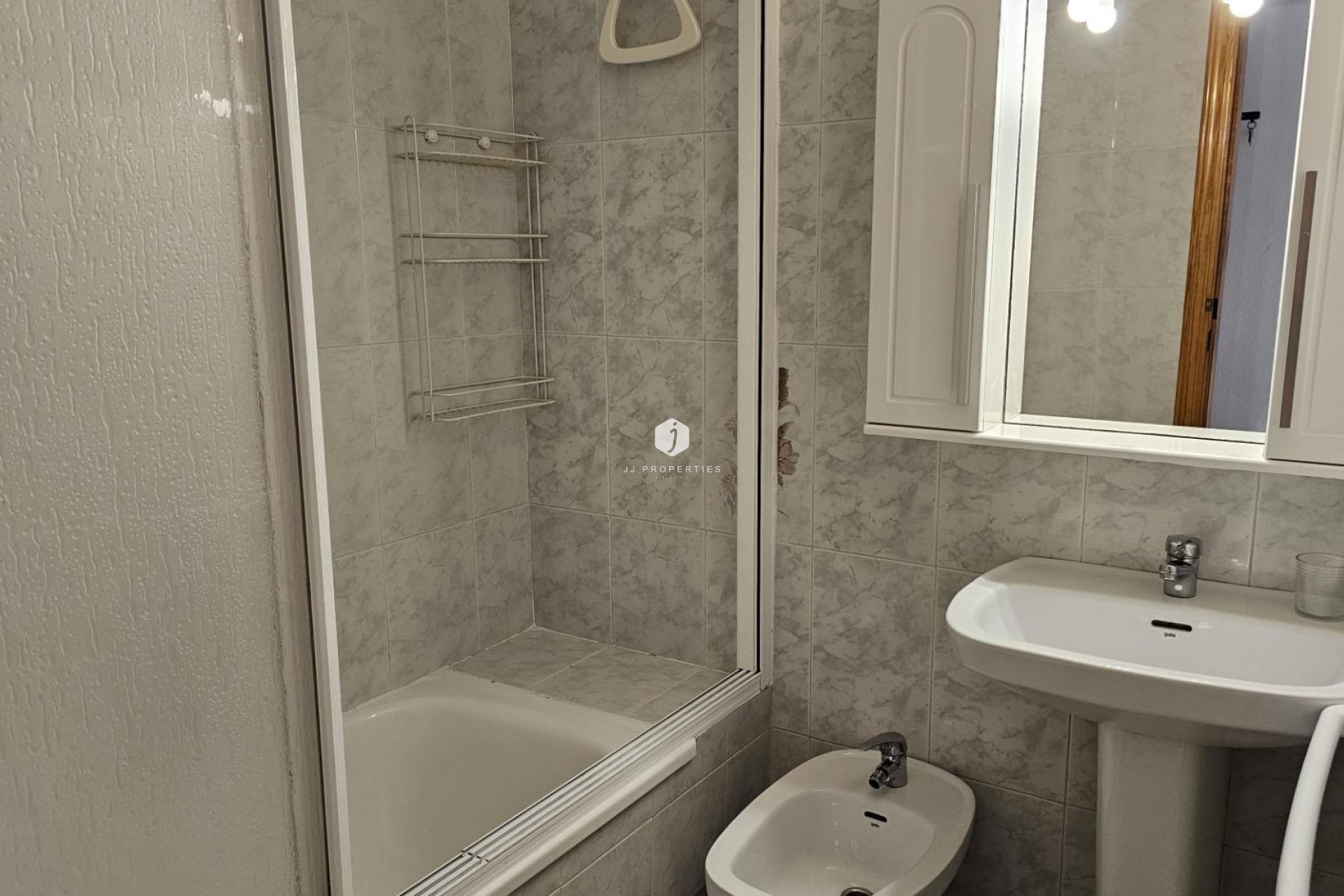 Aus zweiter Hand - Wohnung -
Torrevieja - Acequion