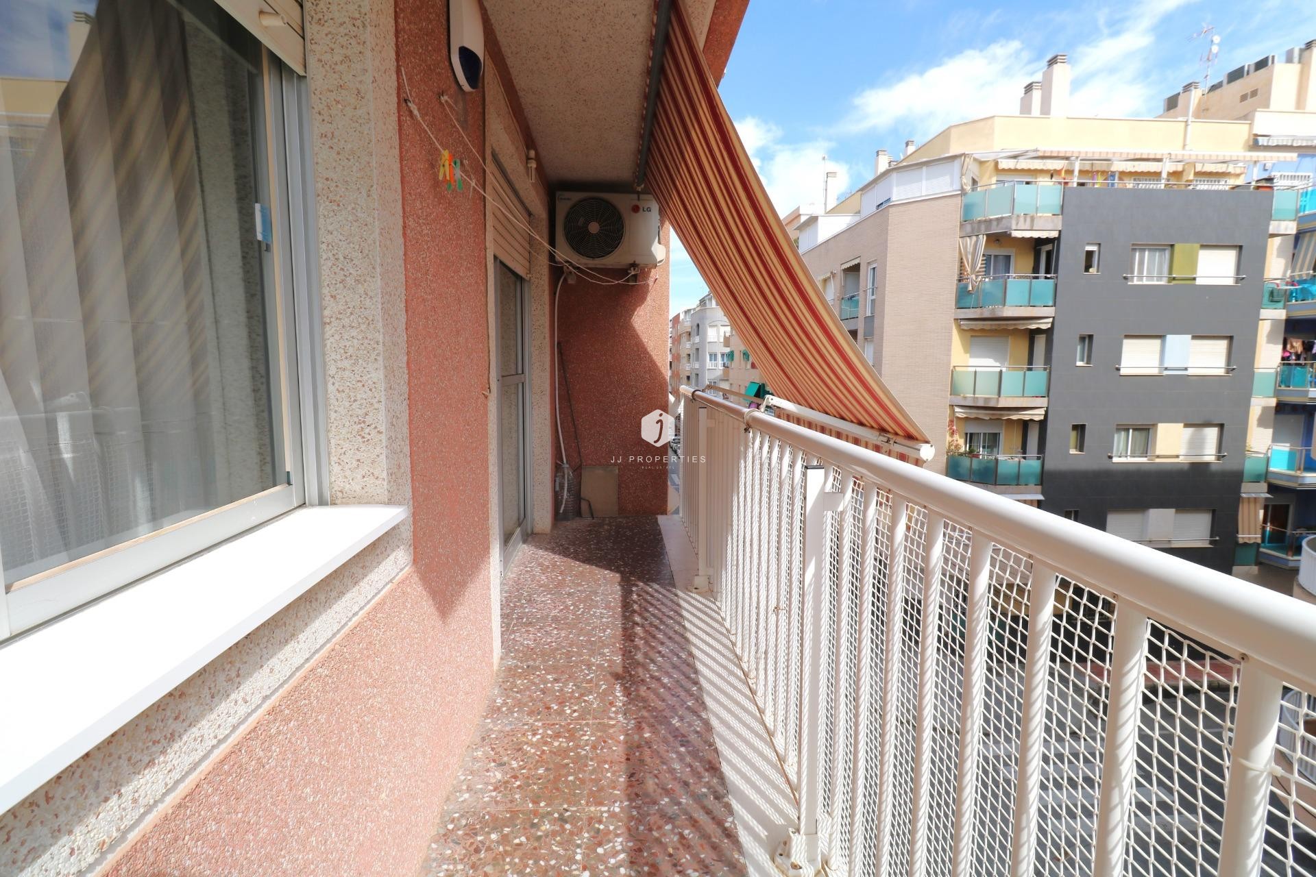 Aus zweiter Hand - Wohnung -
Torrevieja - Acequion