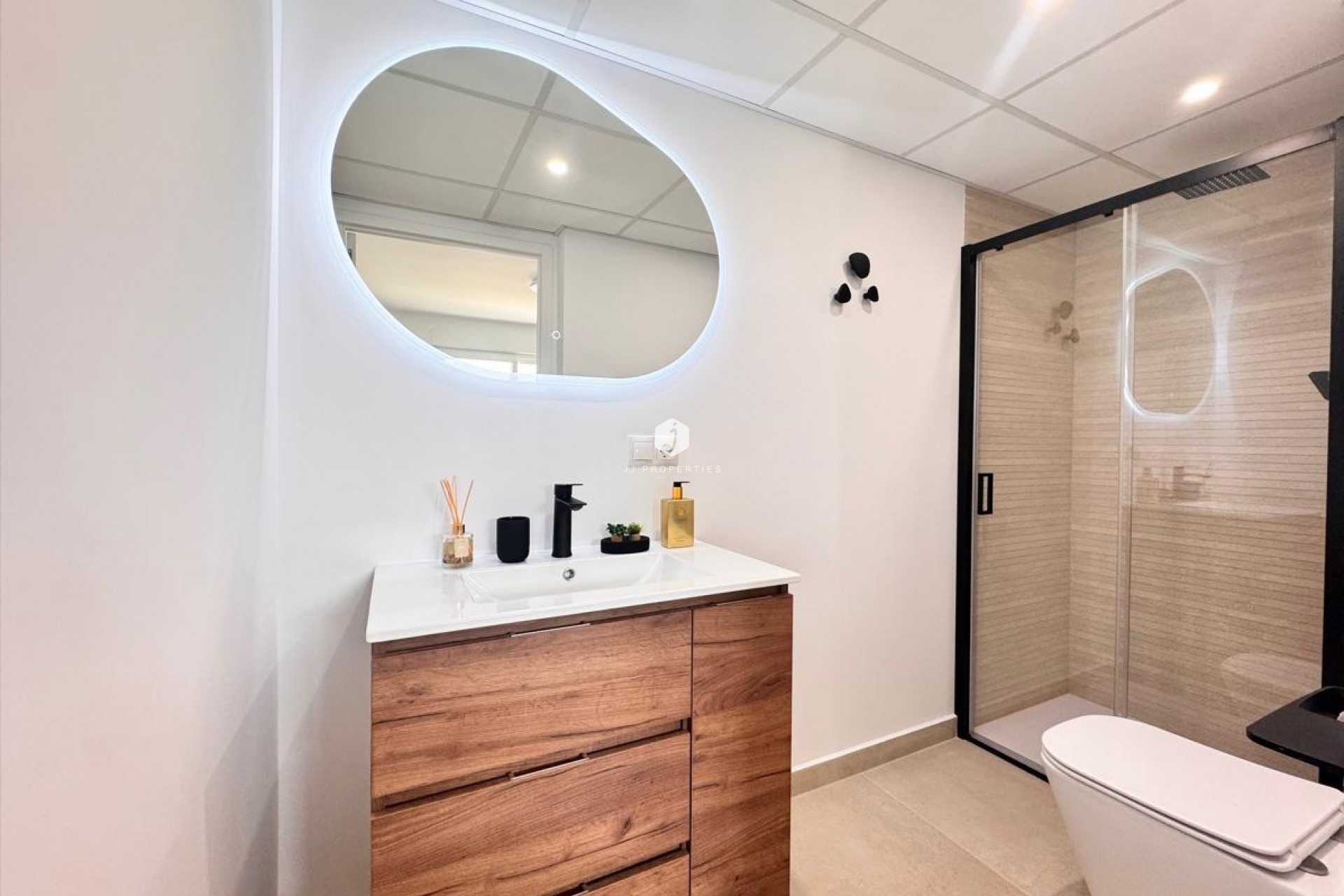 Aus zweiter Hand - Wohnung -
Torrevieja - Acequion