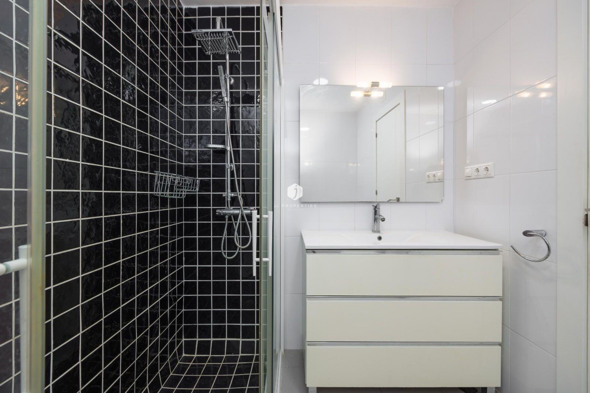 Aus zweiter Hand - Wohnung -
Torrevieja - Acequion