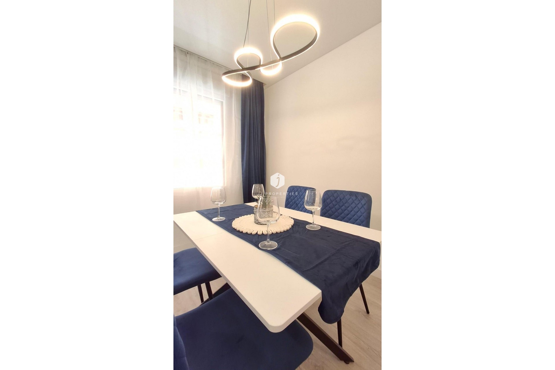 Aus zweiter Hand - Wohnung -
Torrevieja - Acequion