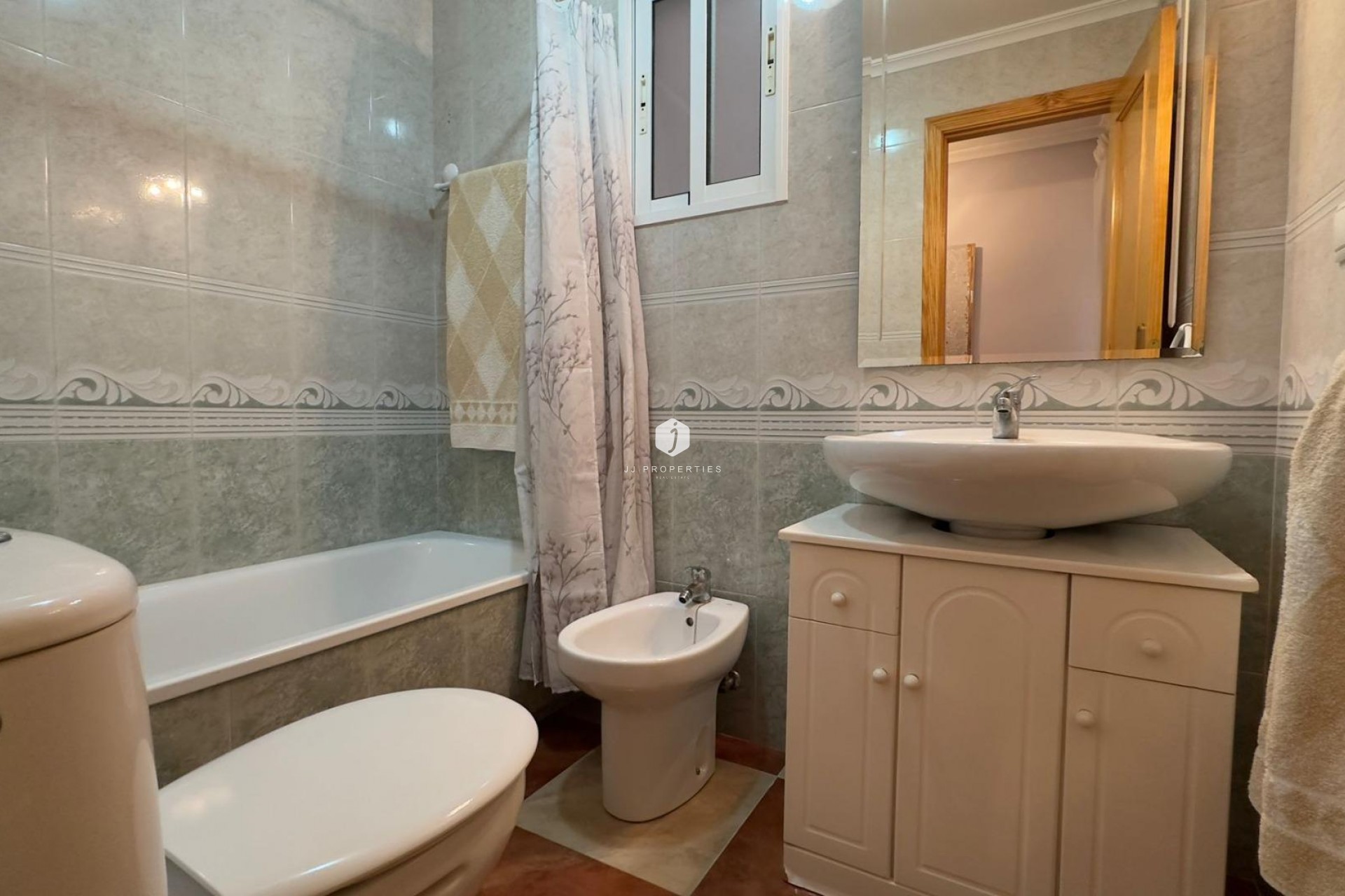 Aus zweiter Hand - Wohnung -
Torrevieja - Acequion