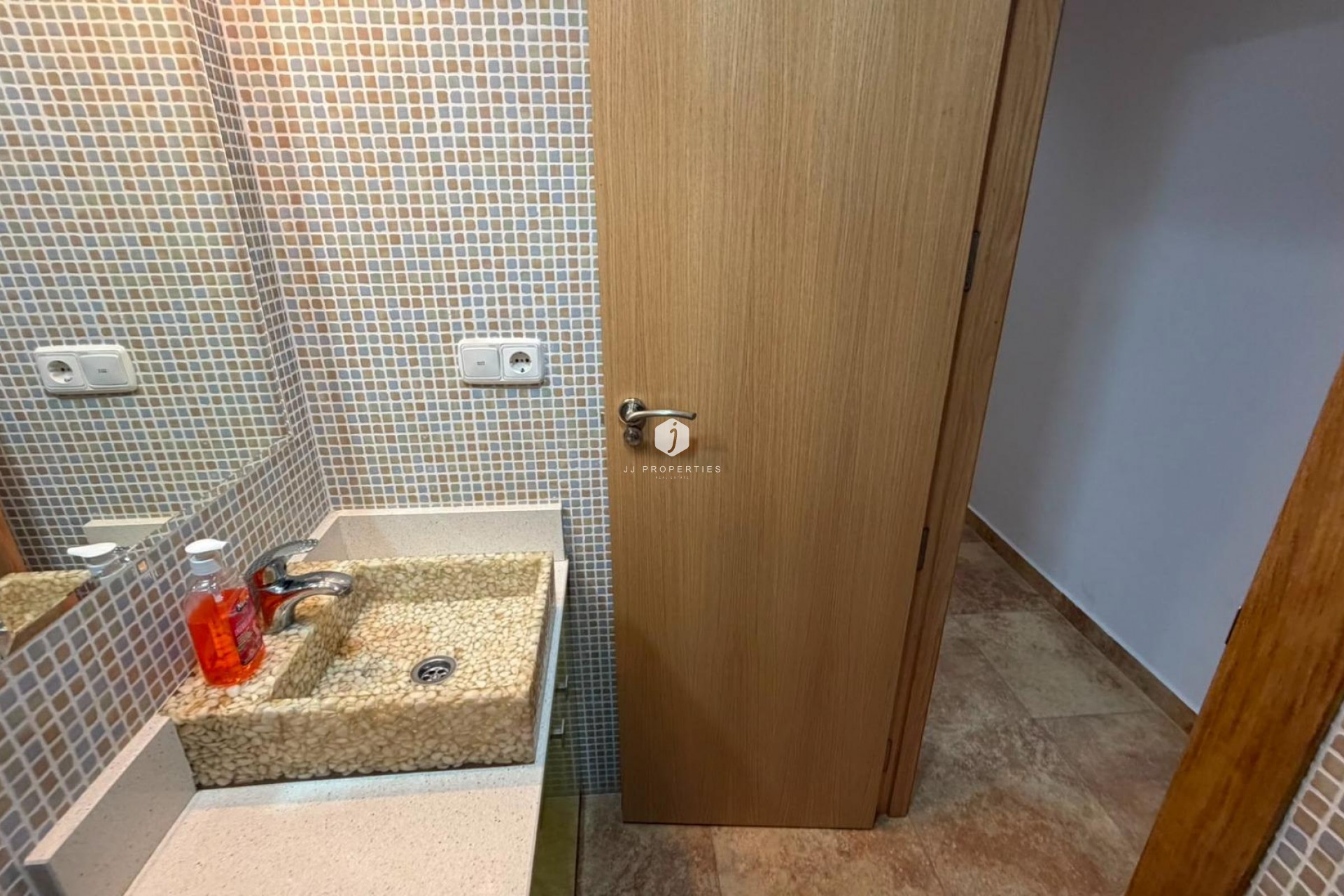 Aus zweiter Hand - Wohnung -
Torrevieja - Acequion