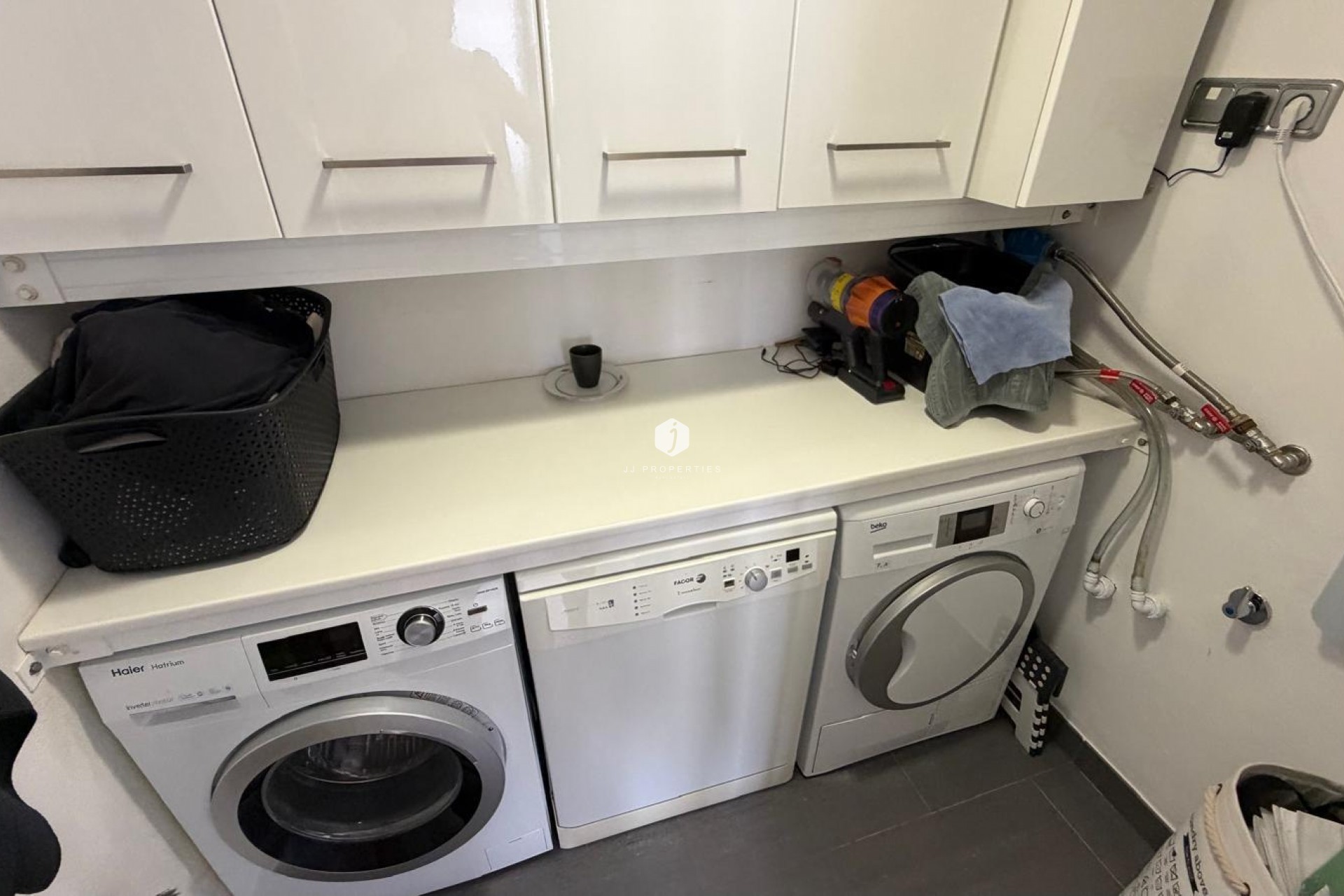 Aus zweiter Hand - Wohnung -
Torrevieja - Acequion