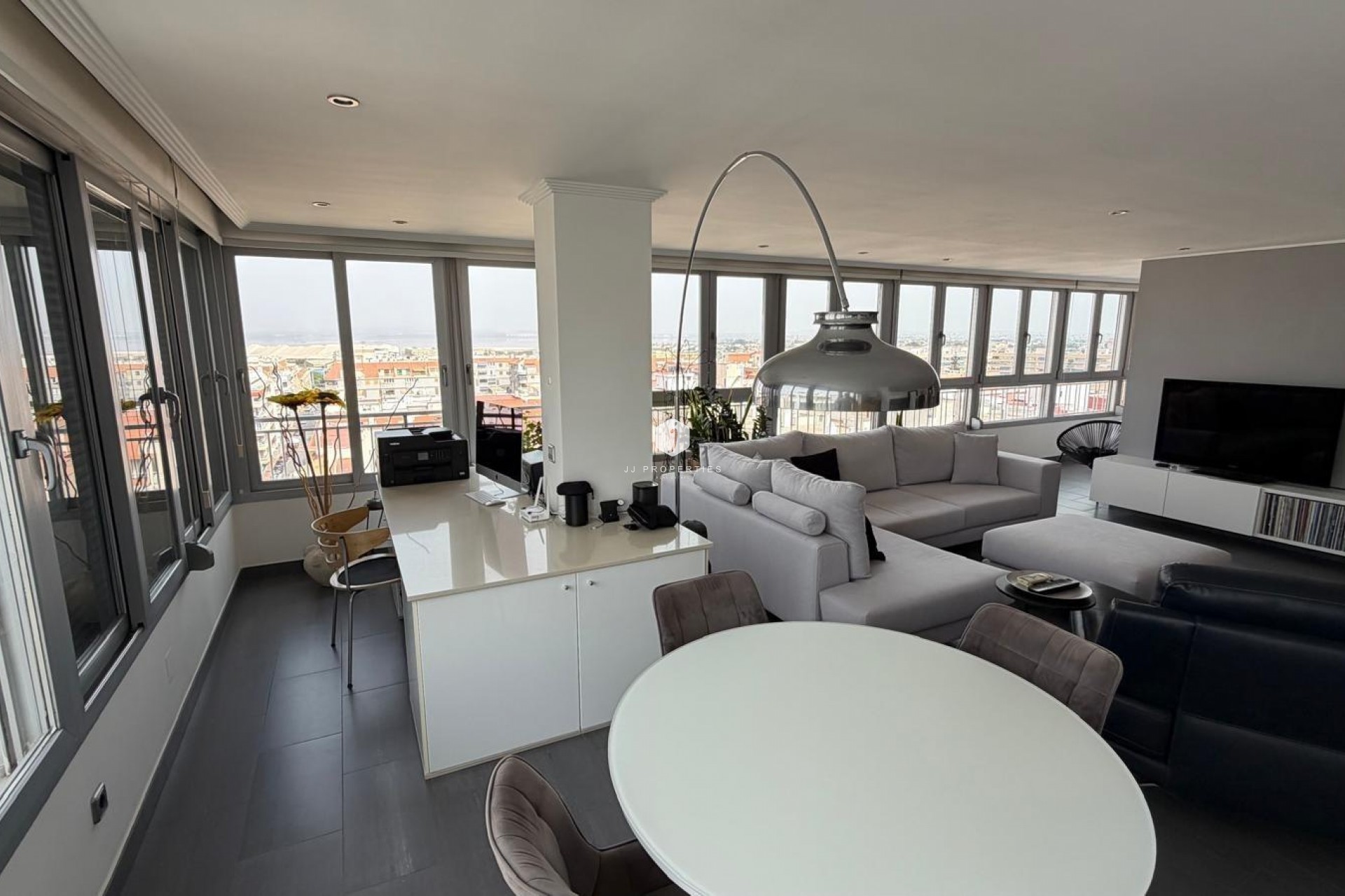 Aus zweiter Hand - Wohnung -
Torrevieja - Acequion