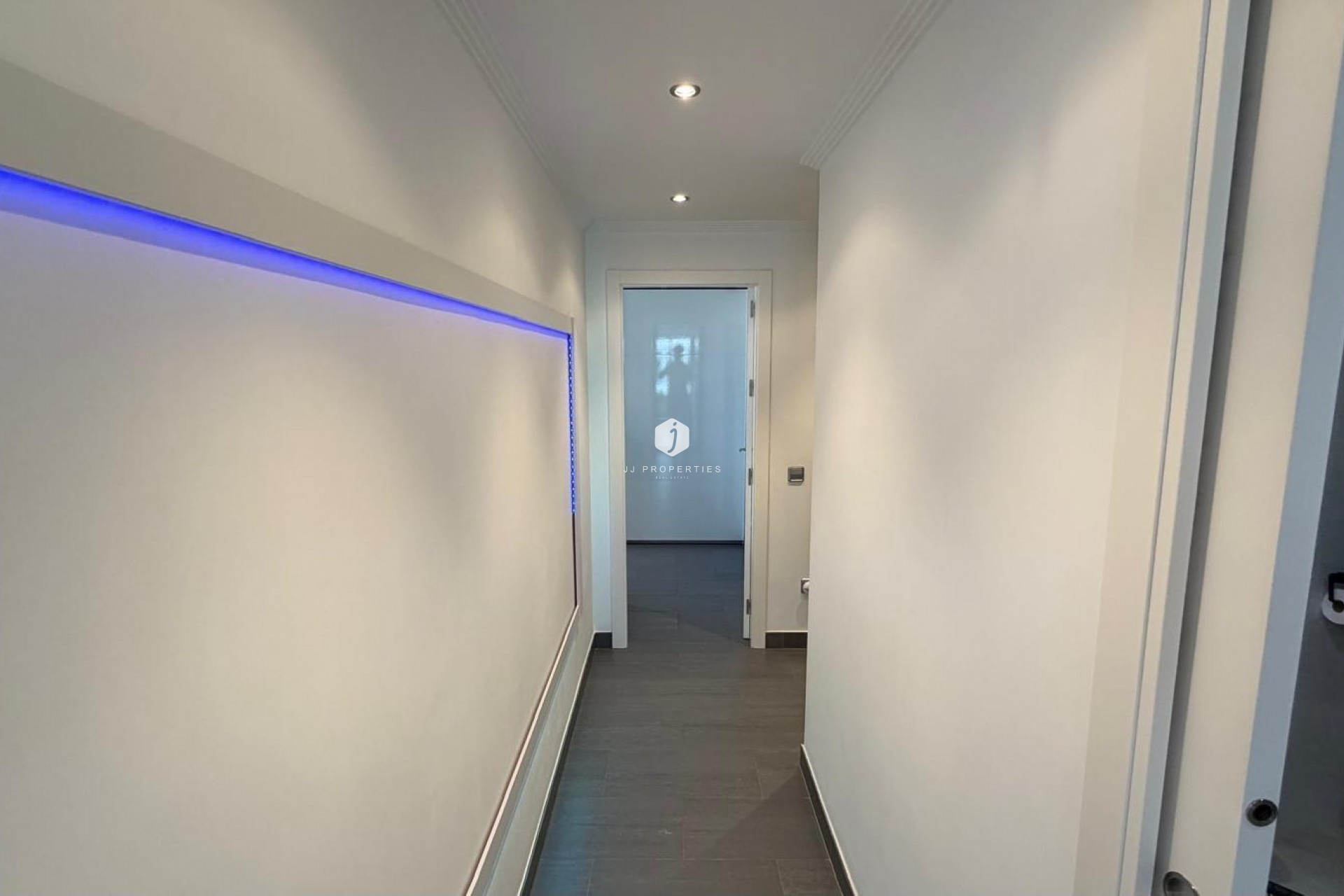 Aus zweiter Hand - Wohnung -
Torrevieja - Acequion
