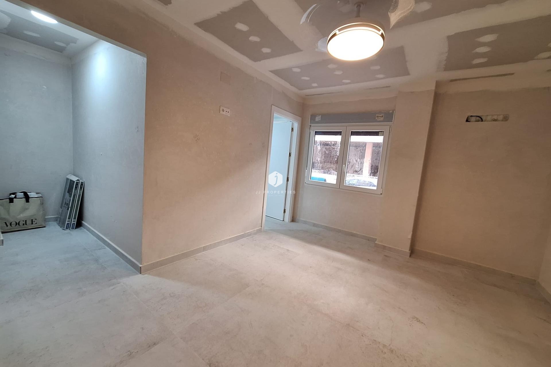 Aus zweiter Hand - Wohnung -
Torrevieja - Acequion
