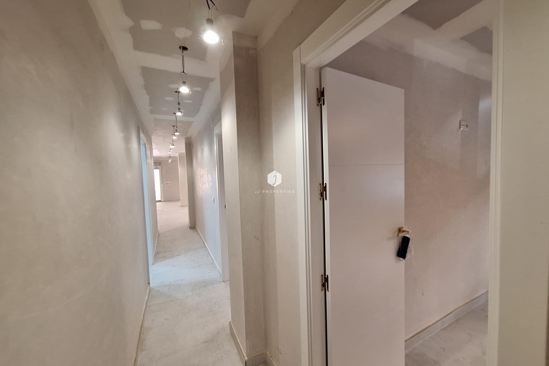 Aus zweiter Hand - Wohnung -
Torrevieja - Acequion