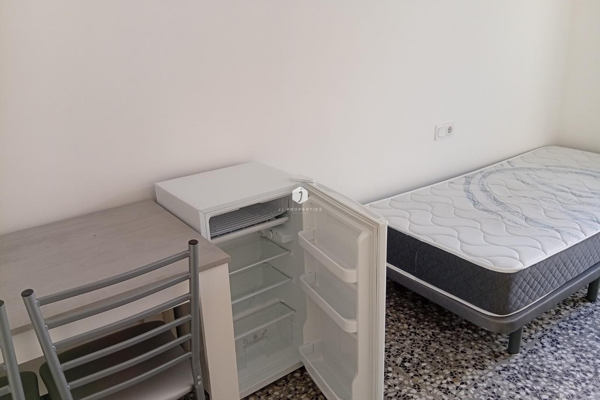 Aus zweiter Hand - Wohnung -
Torrevieja - Aguas Nuevas 1
