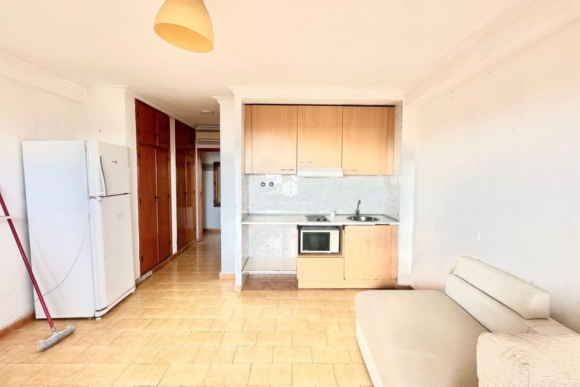 Aus zweiter Hand - Wohnung -
Torrevieja - aguas nuevas