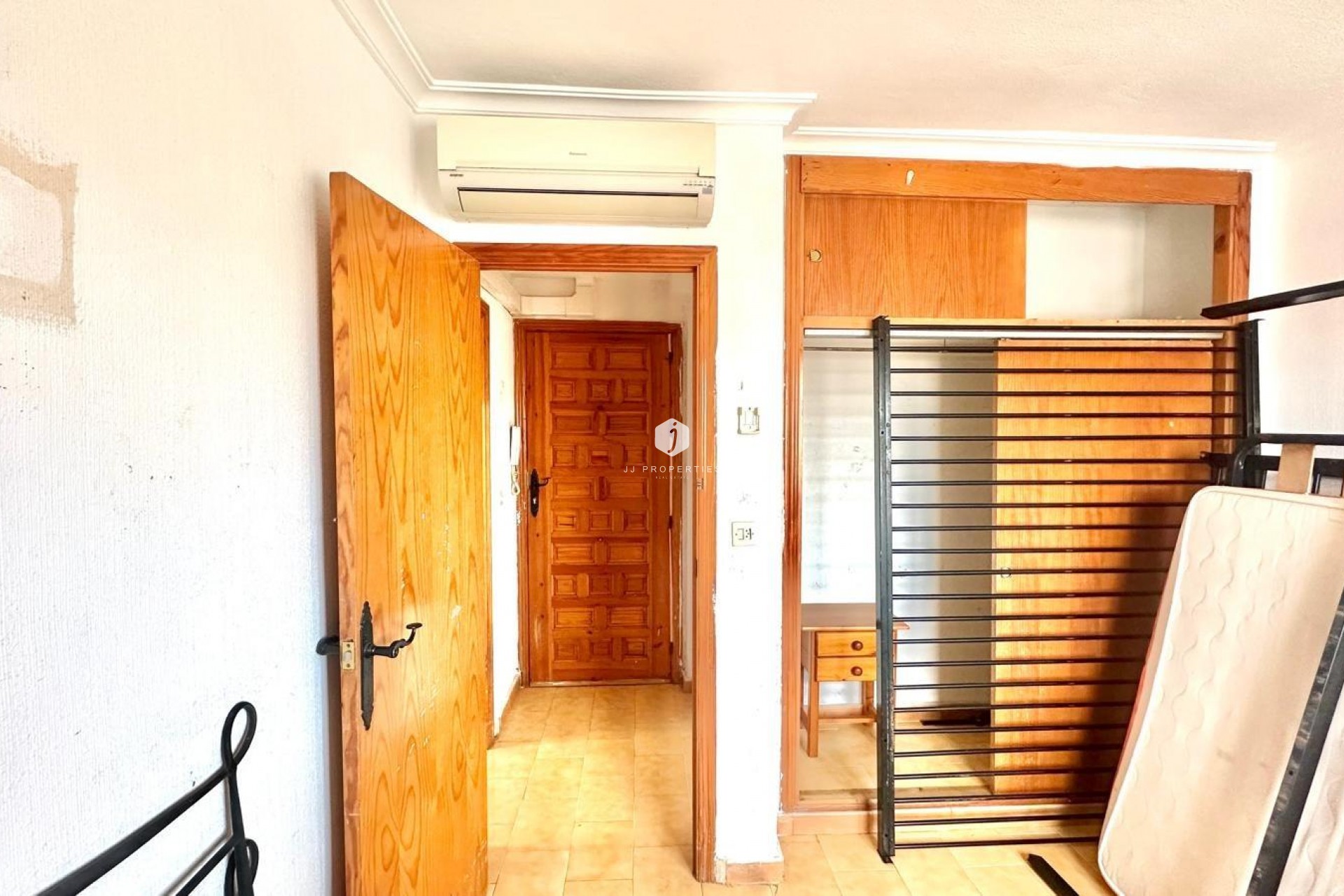 Aus zweiter Hand - Wohnung -
Torrevieja - aguas nuevas