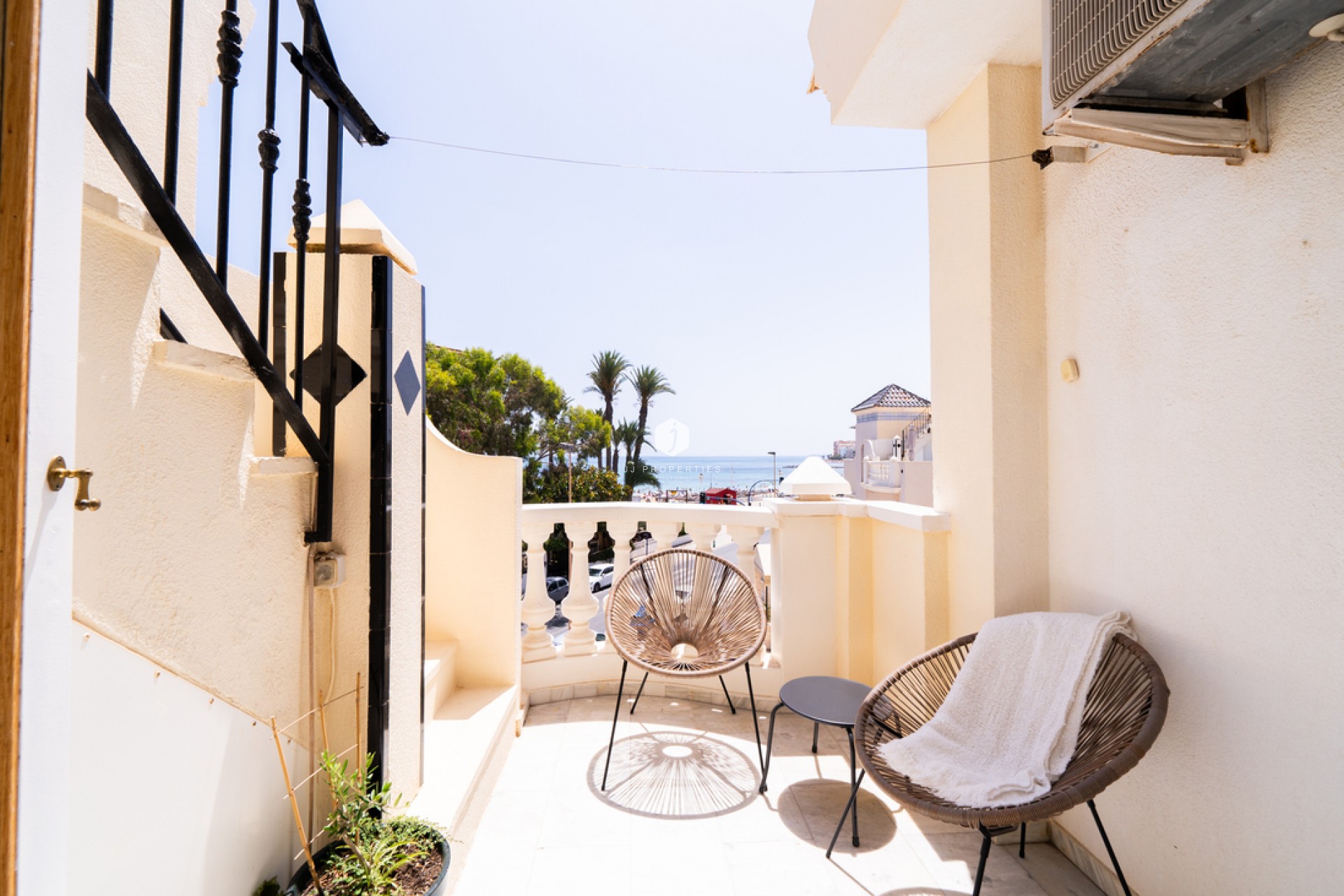 Aus zweiter Hand - Wohnung -
Torrevieja - aguas nuevas