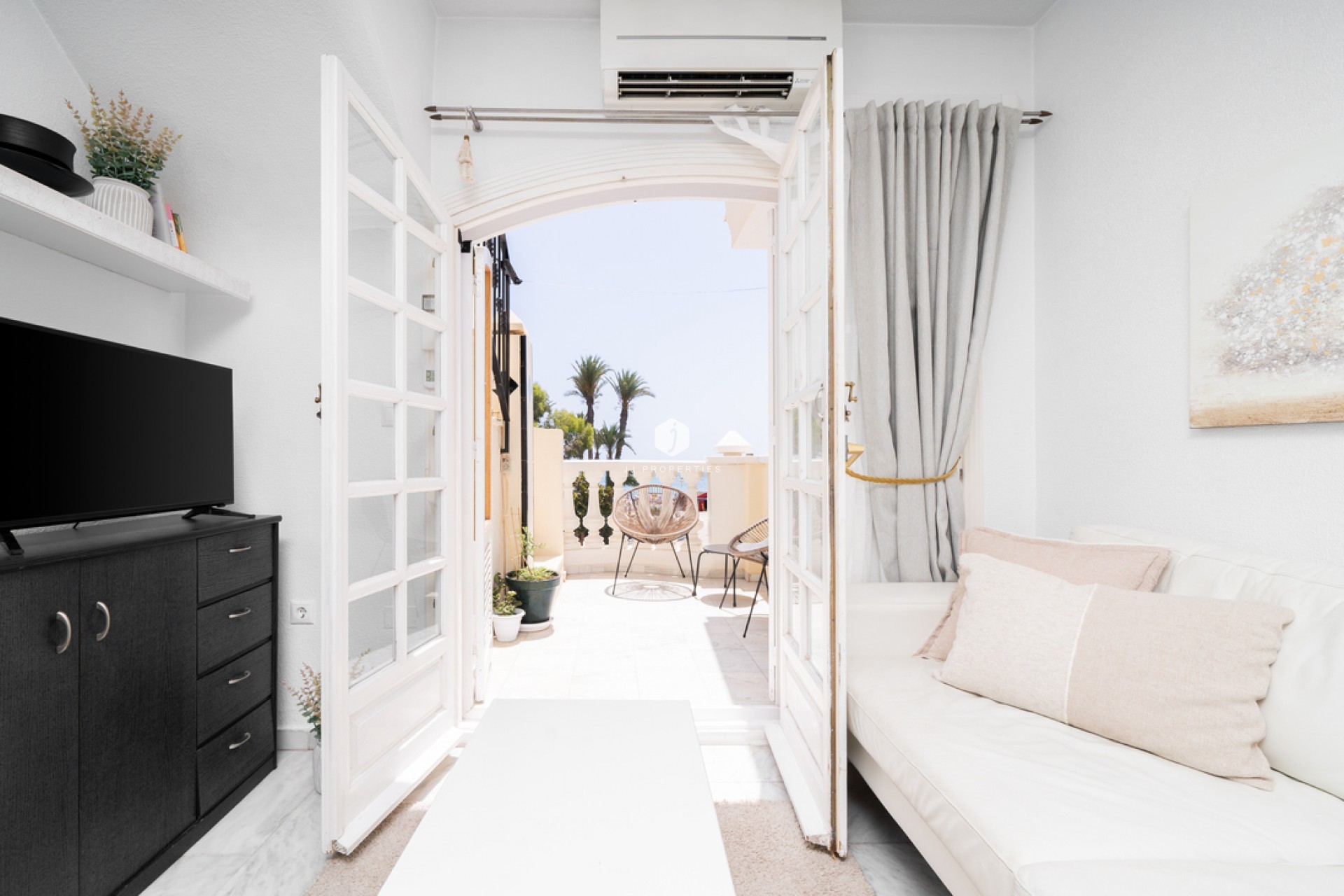 Aus zweiter Hand - Wohnung -
Torrevieja - aguas nuevas