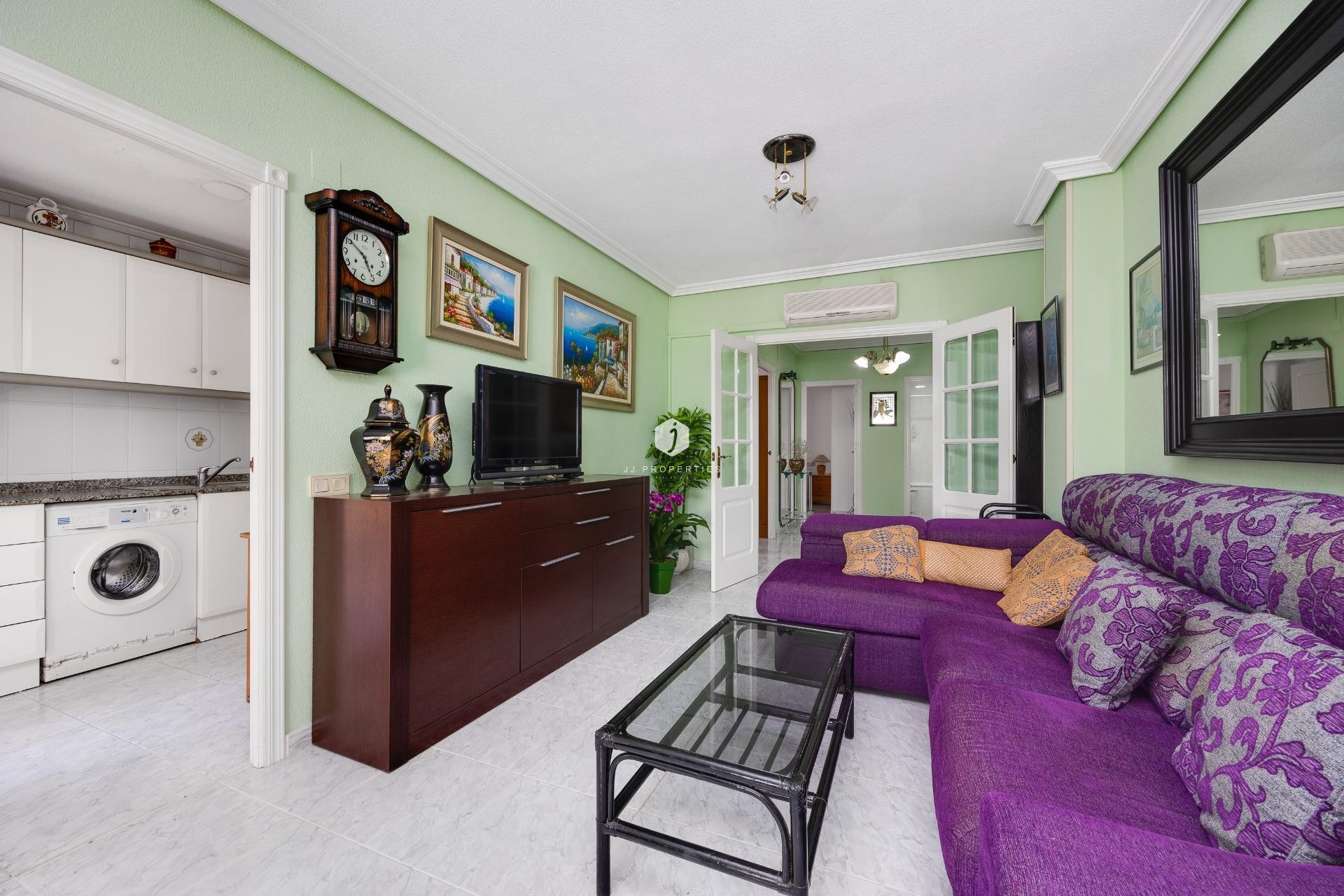 Aus zweiter Hand - Wohnung -
Torrevieja - Antonio Machado