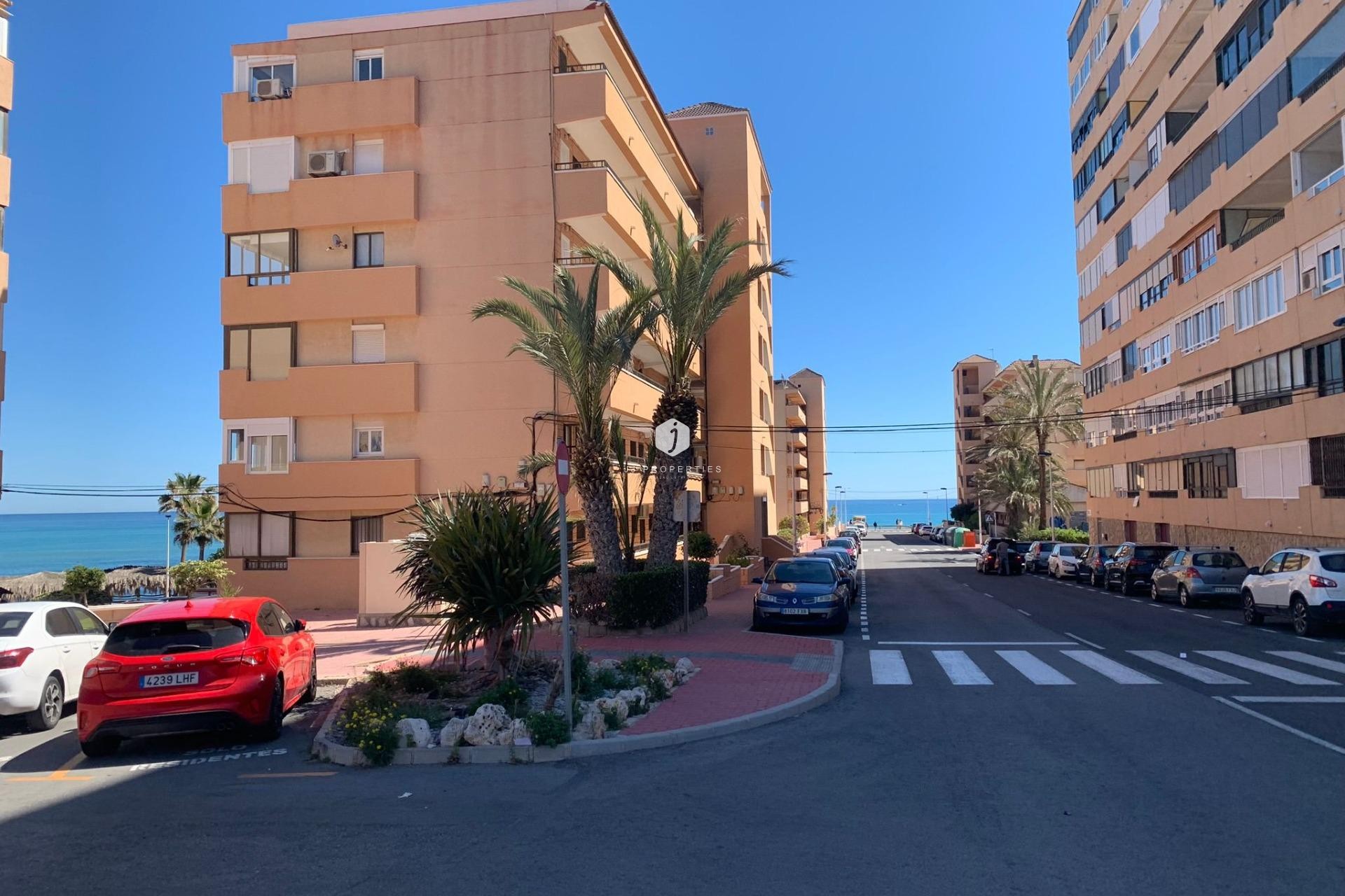 Aus zweiter Hand - Wohnung -
Torrevieja - Cabo cervera