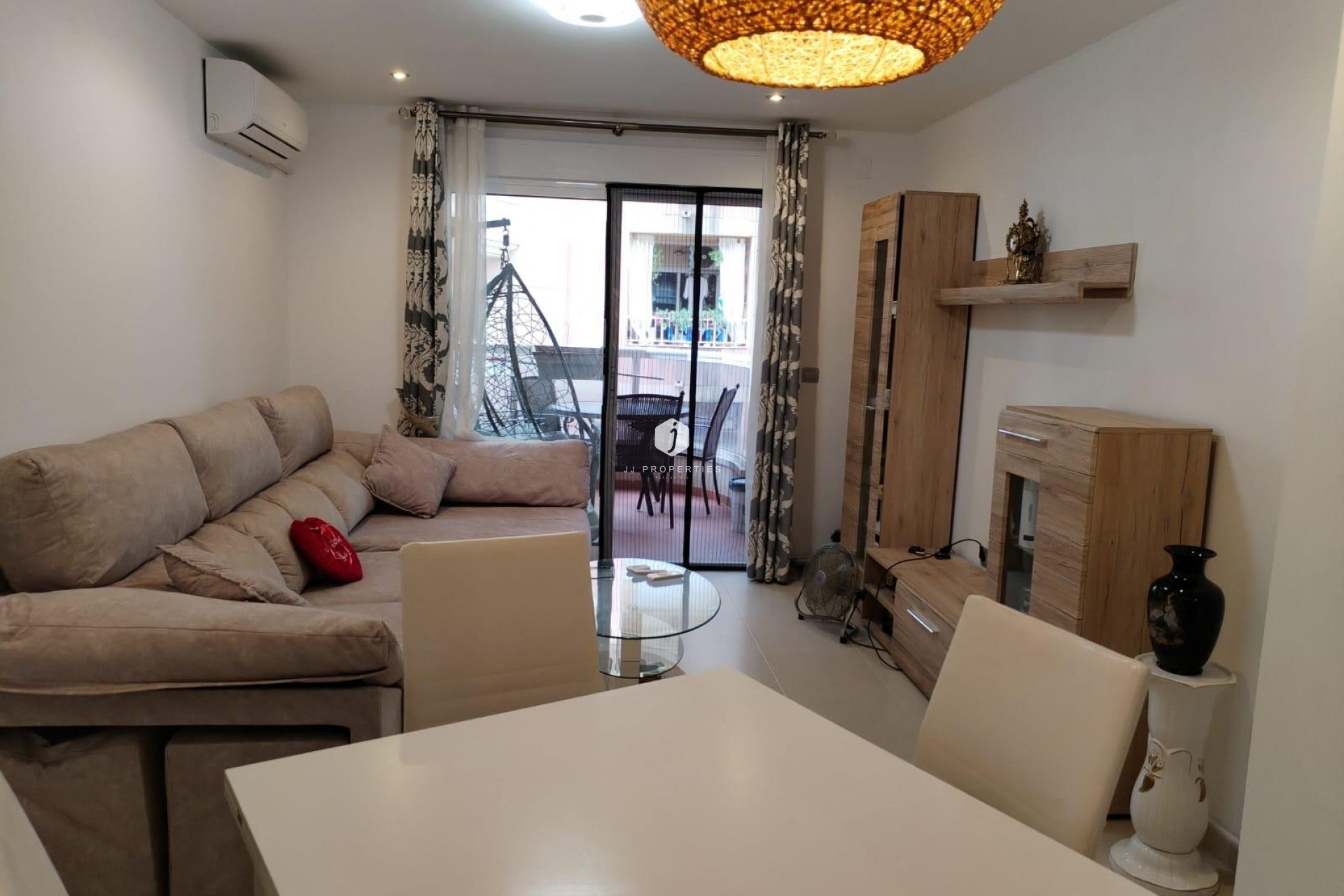 Aus zweiter Hand - Wohnung -
Torrevieja - Cala Del Palangre