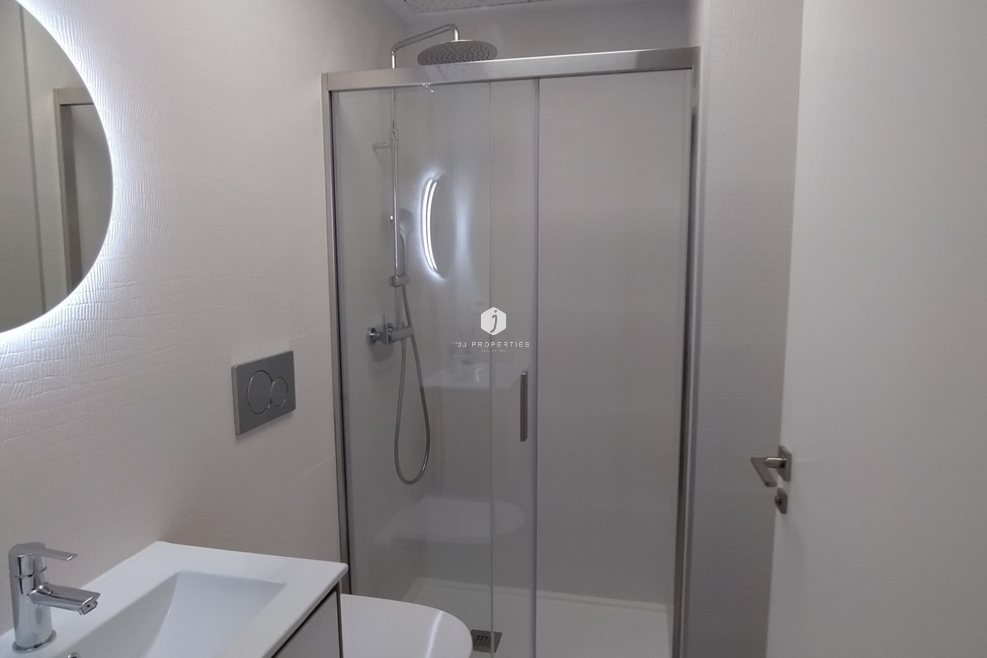 Aus zweiter Hand - Wohnung -
Torrevieja - CENTRE PLAYA DEL CURA LAS PISCINAS
