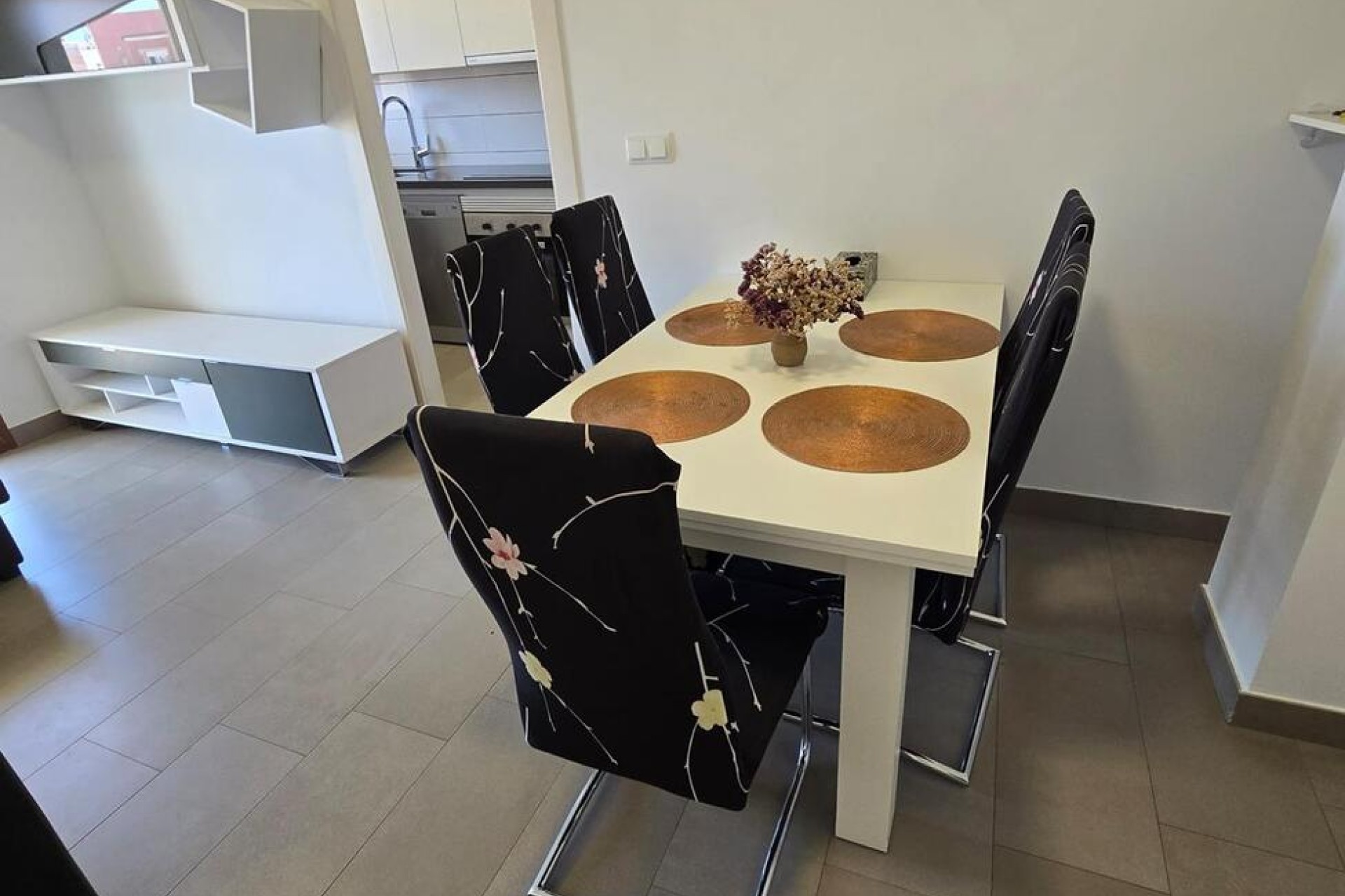 Aus zweiter Hand - Wohnung -
Torrevieja - CENTRE