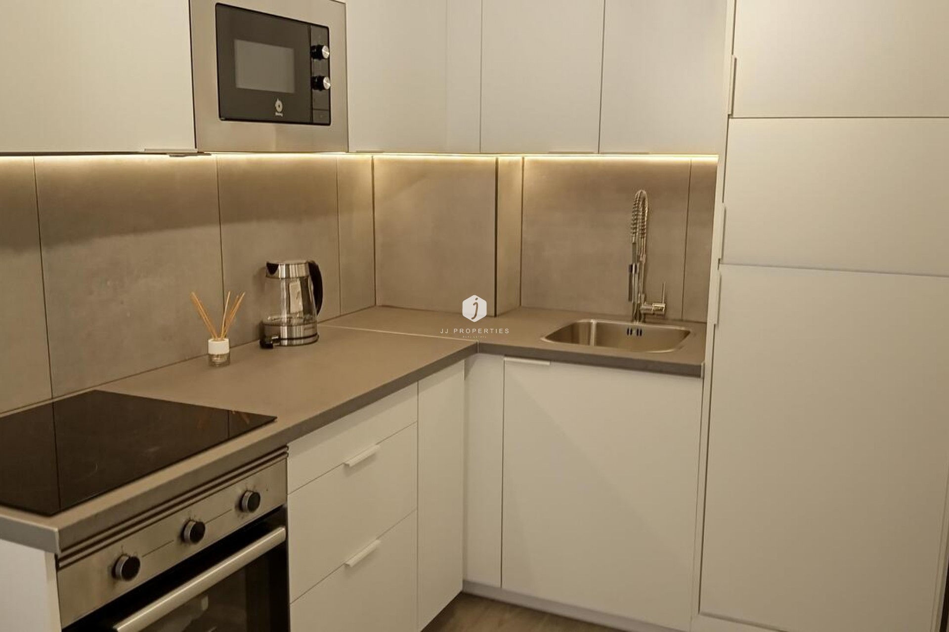 Aus zweiter Hand - Wohnung -
Torrevieja - CENTRE